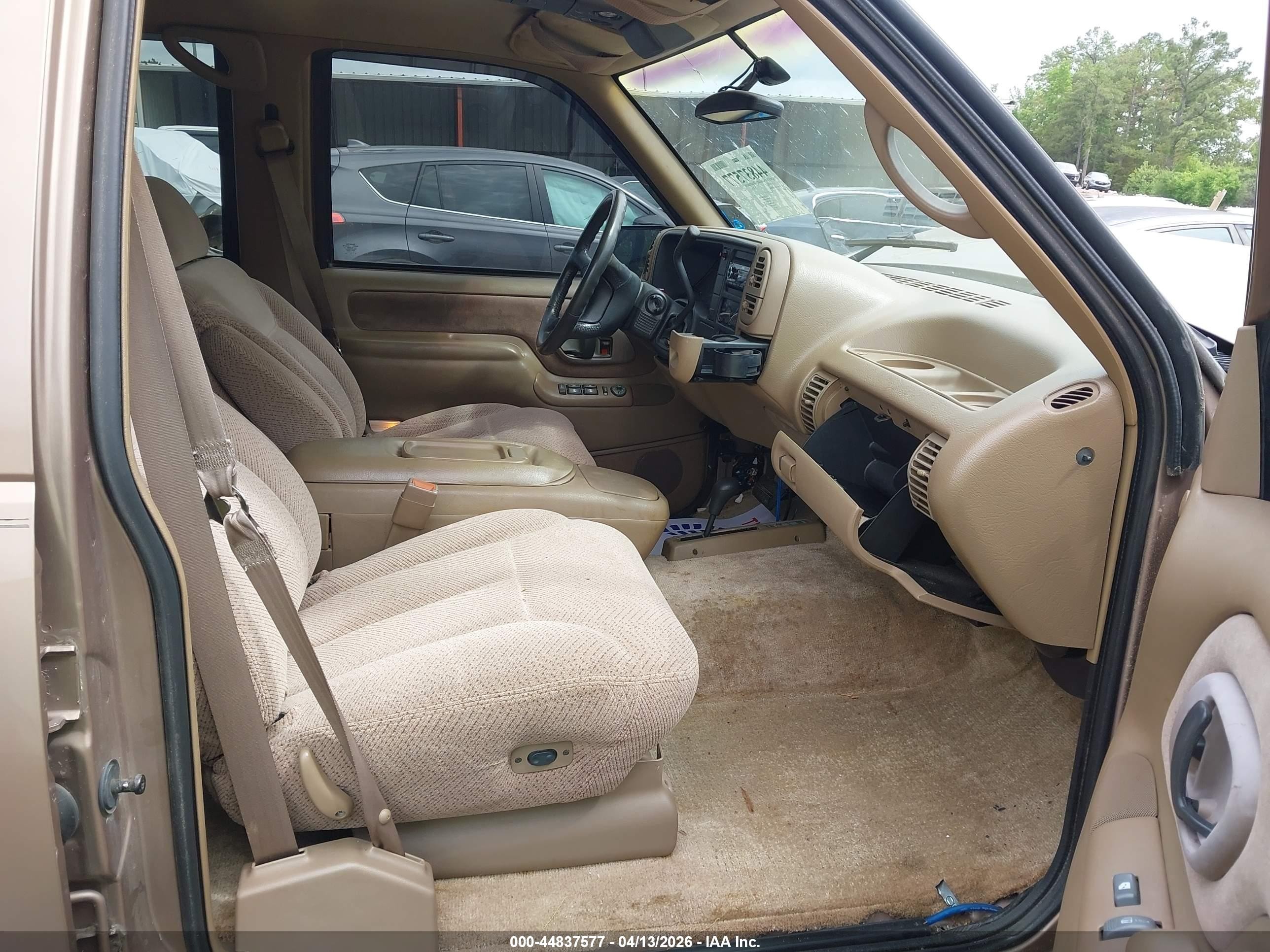 1995 Chevrolet Tahoe K1500 Gold vin: 1GNEK13K5SJ430906