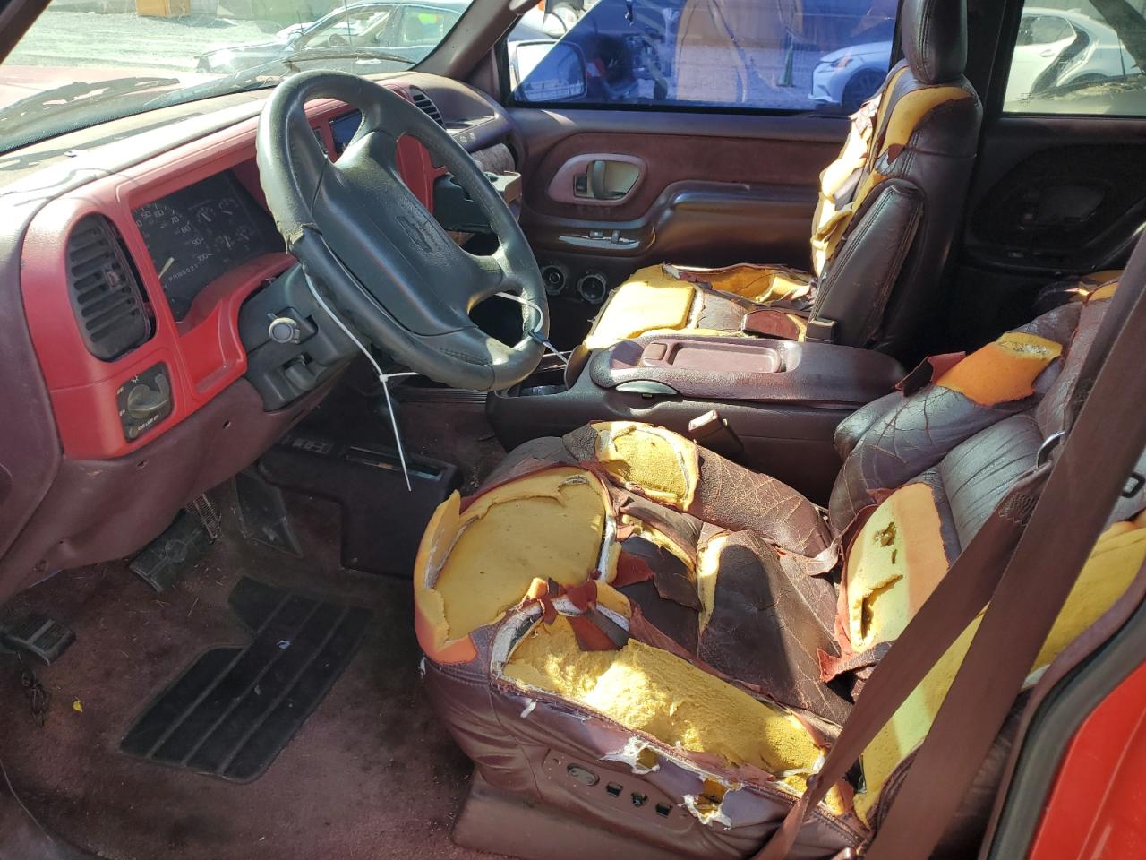 1995 Chevrolet Tahoe K1500 Красный vin: 1GNEK13K7SJ394779