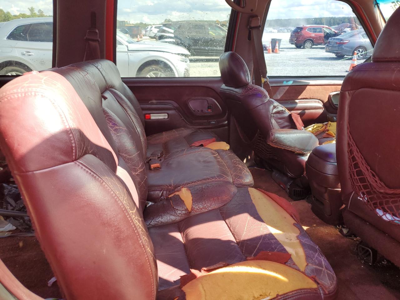 1995 Chevrolet Tahoe K1500 Красный vin: 1GNEK13K7SJ394779