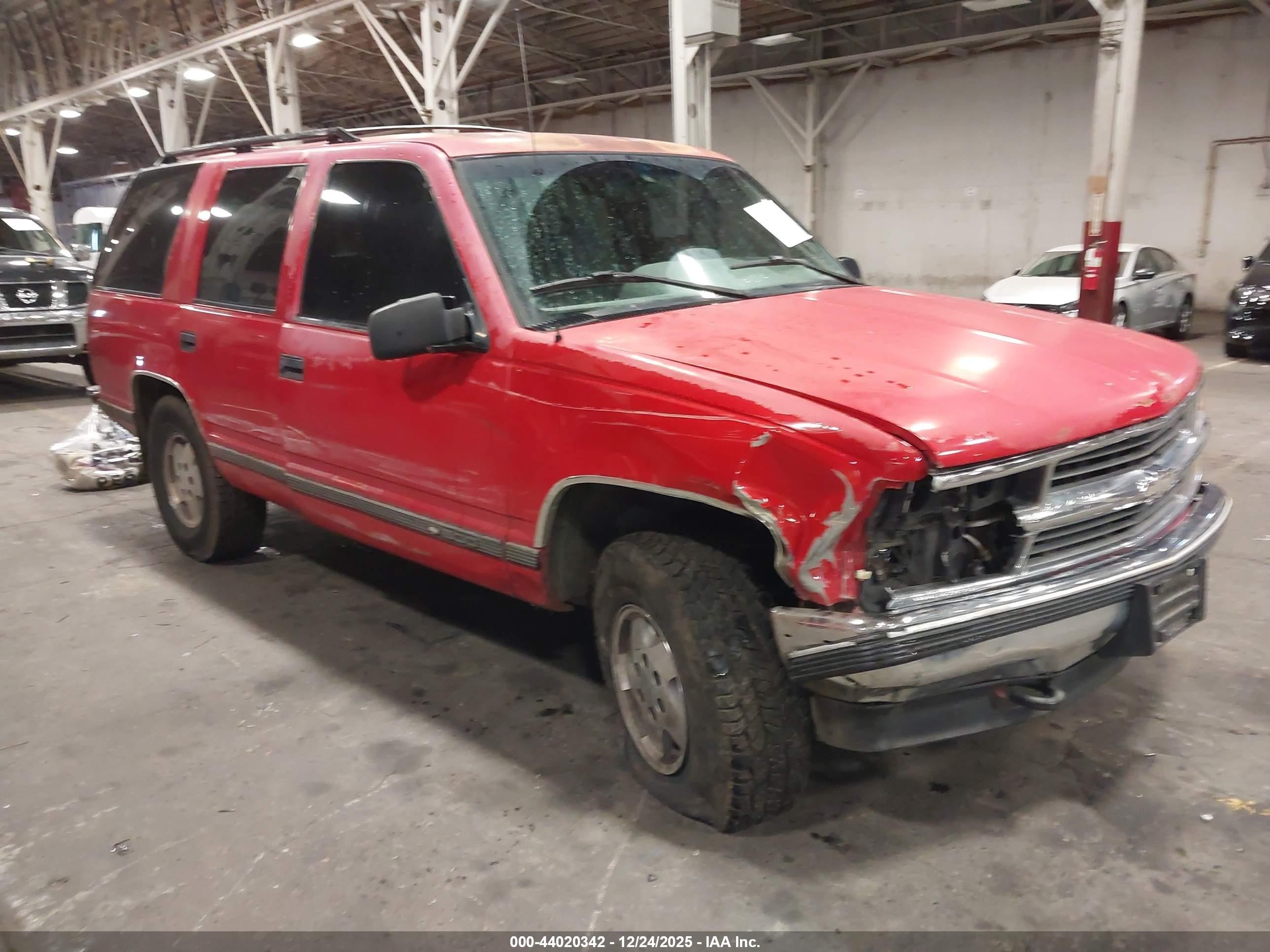 1995 Chevrolet Tahoe K1500 Красный vin: 1GNEK13K8SJ414103