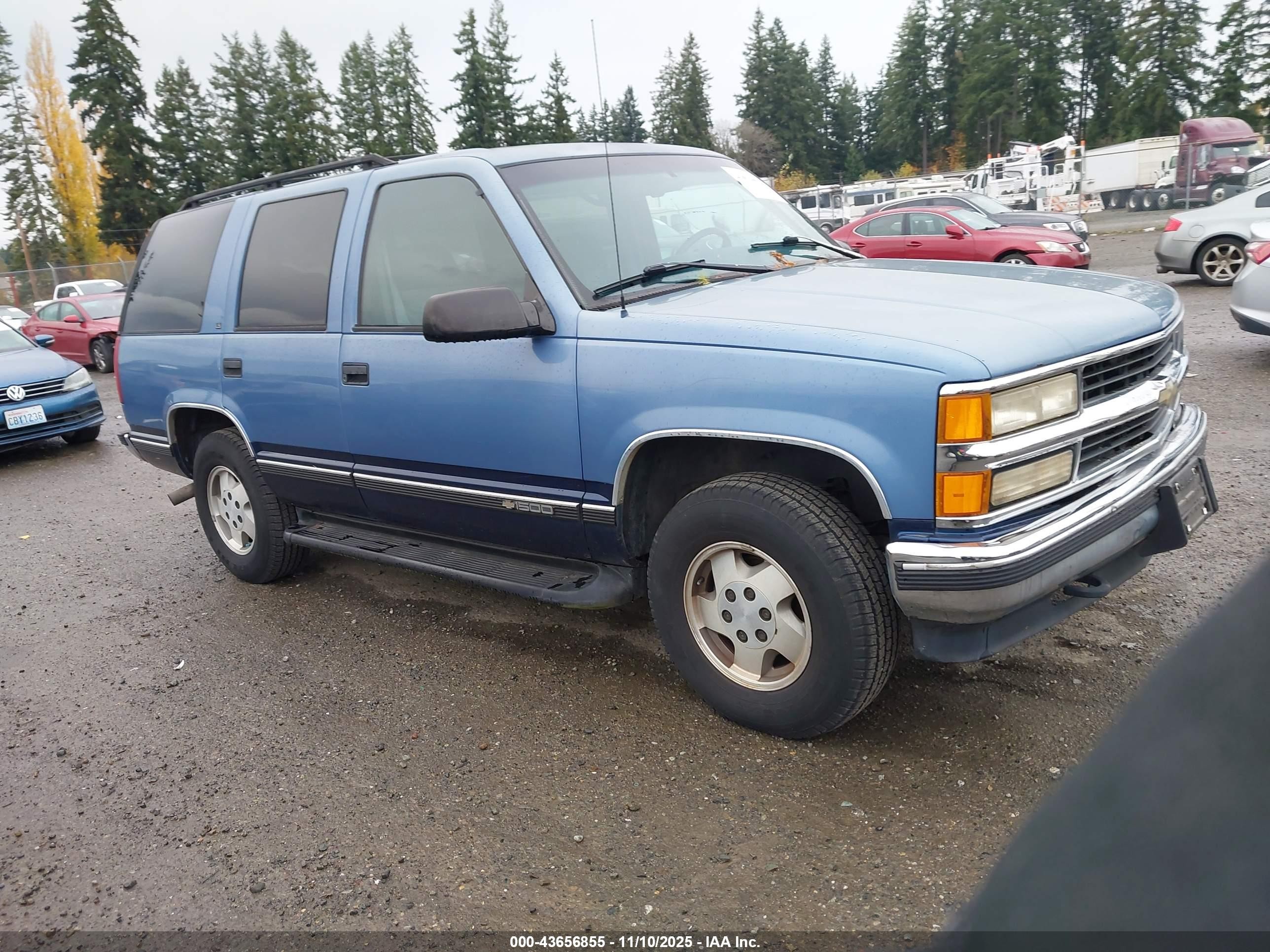 1995 Chevrolet Tahoe K1500 Синий vin: 1GNEK13K8SJ447375