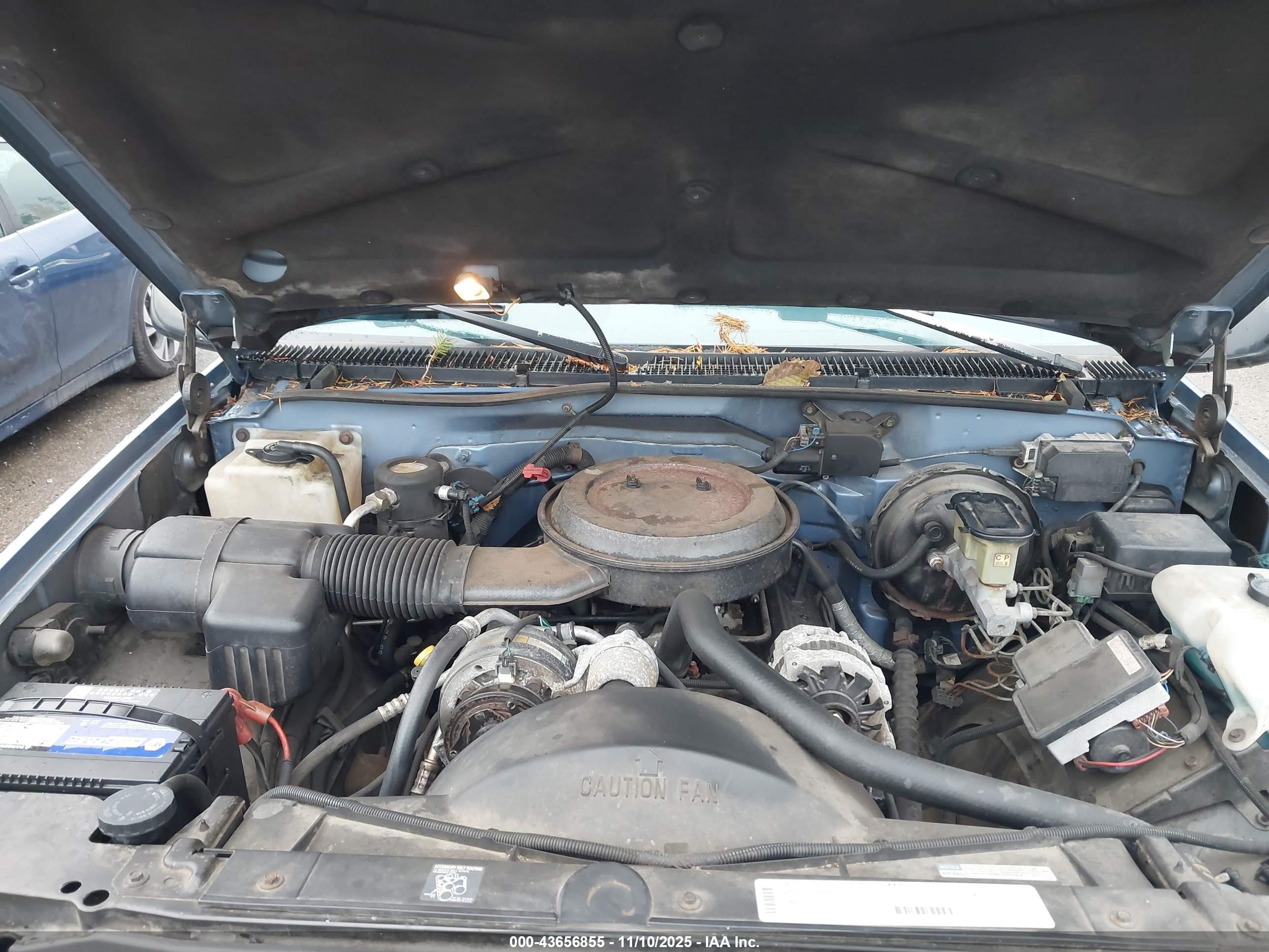 1995 Chevrolet Tahoe K1500 Синий vin: 1GNEK13K8SJ447375