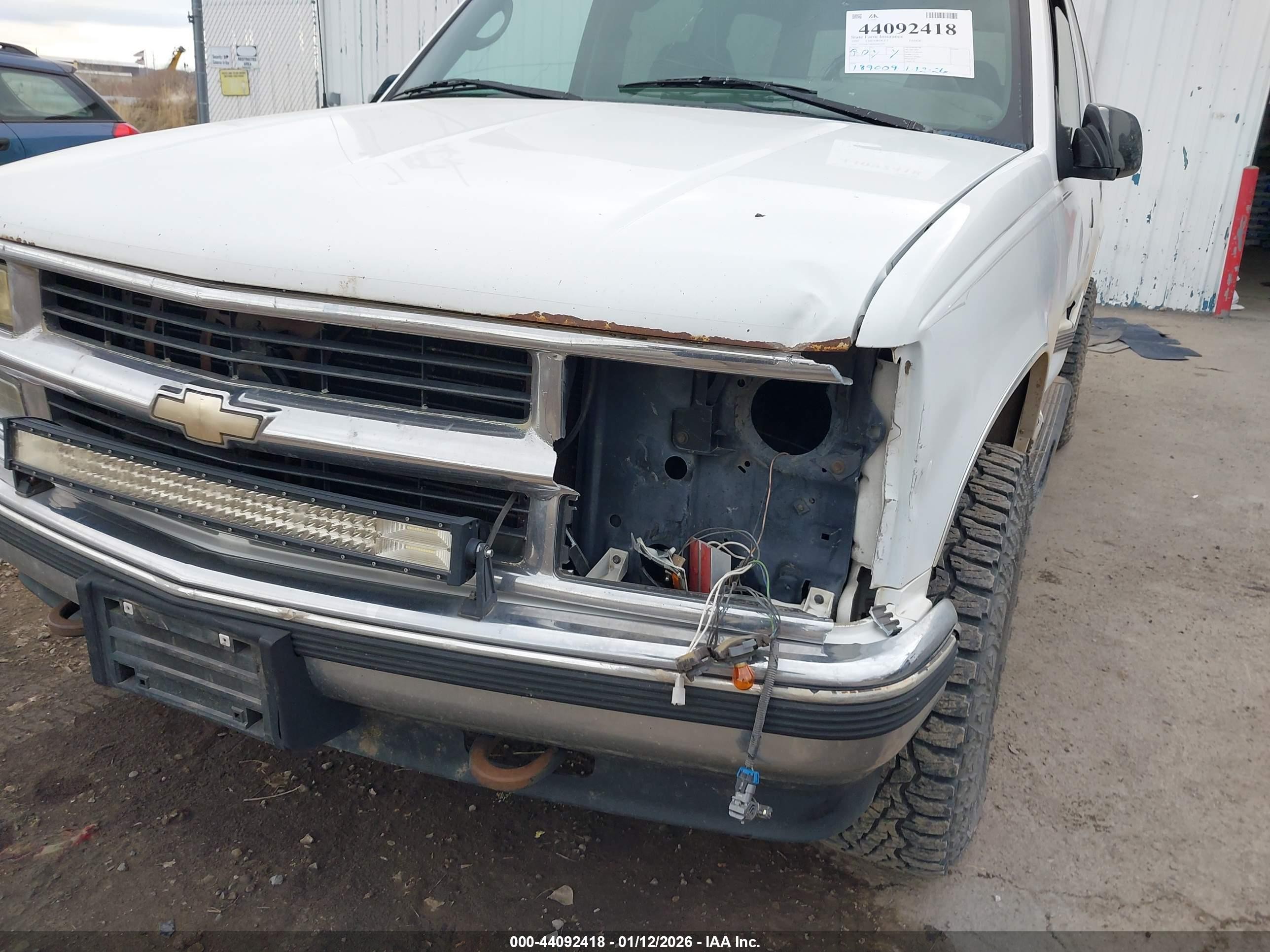 1995 Chevrolet Tahoe K1500 White vin: 1GNEK13K8SJ462104