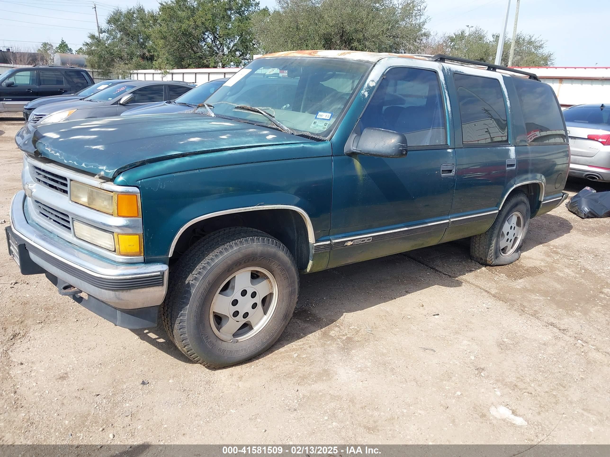 1995 Chevrolet Tahoe K1500 Зеленый vin: 1GNEK13KXSJ408139
