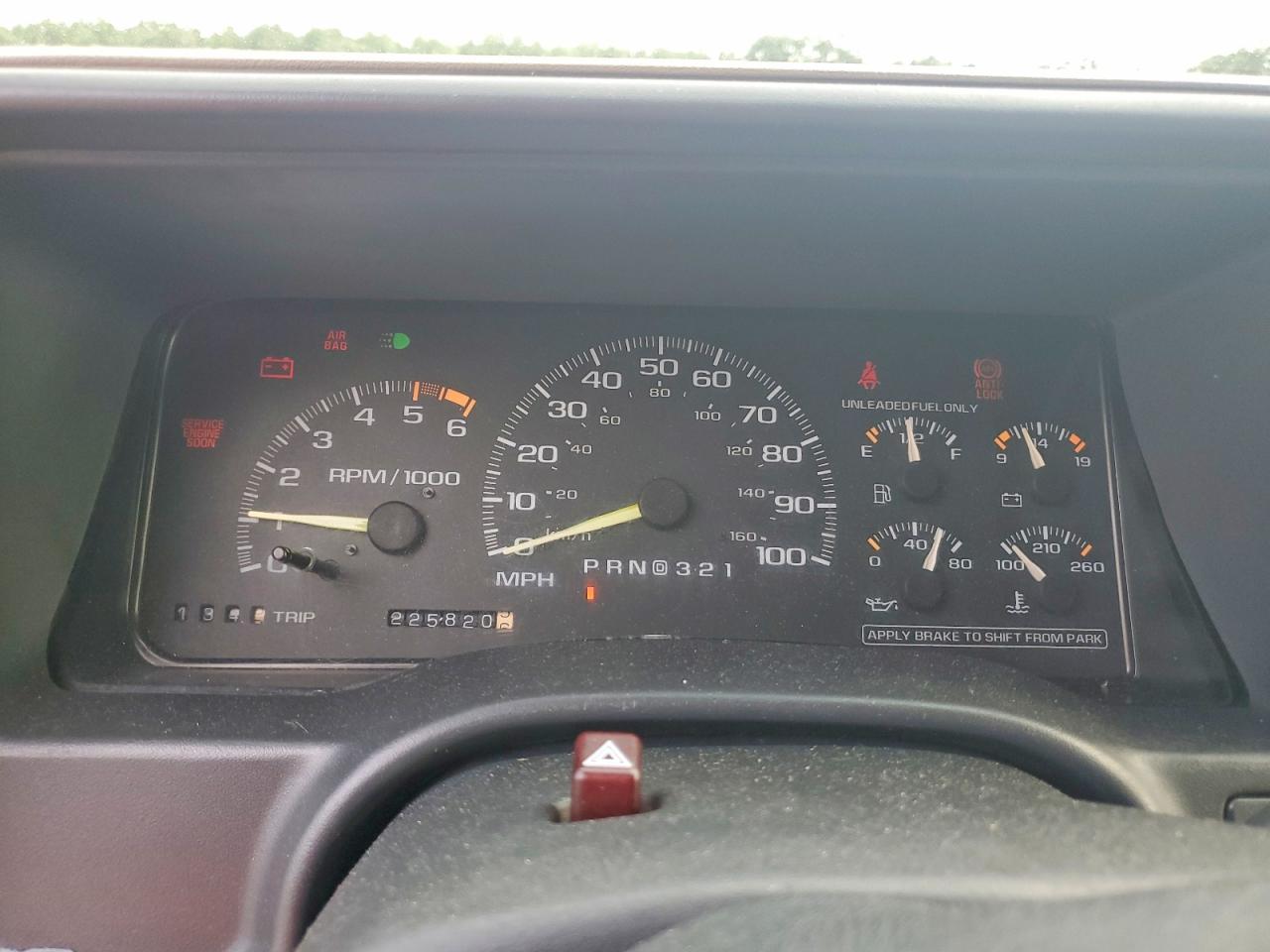 1996 Chevrolet Tahoe K1500 Зеленый vin: 1GNEK13R0TJ328816