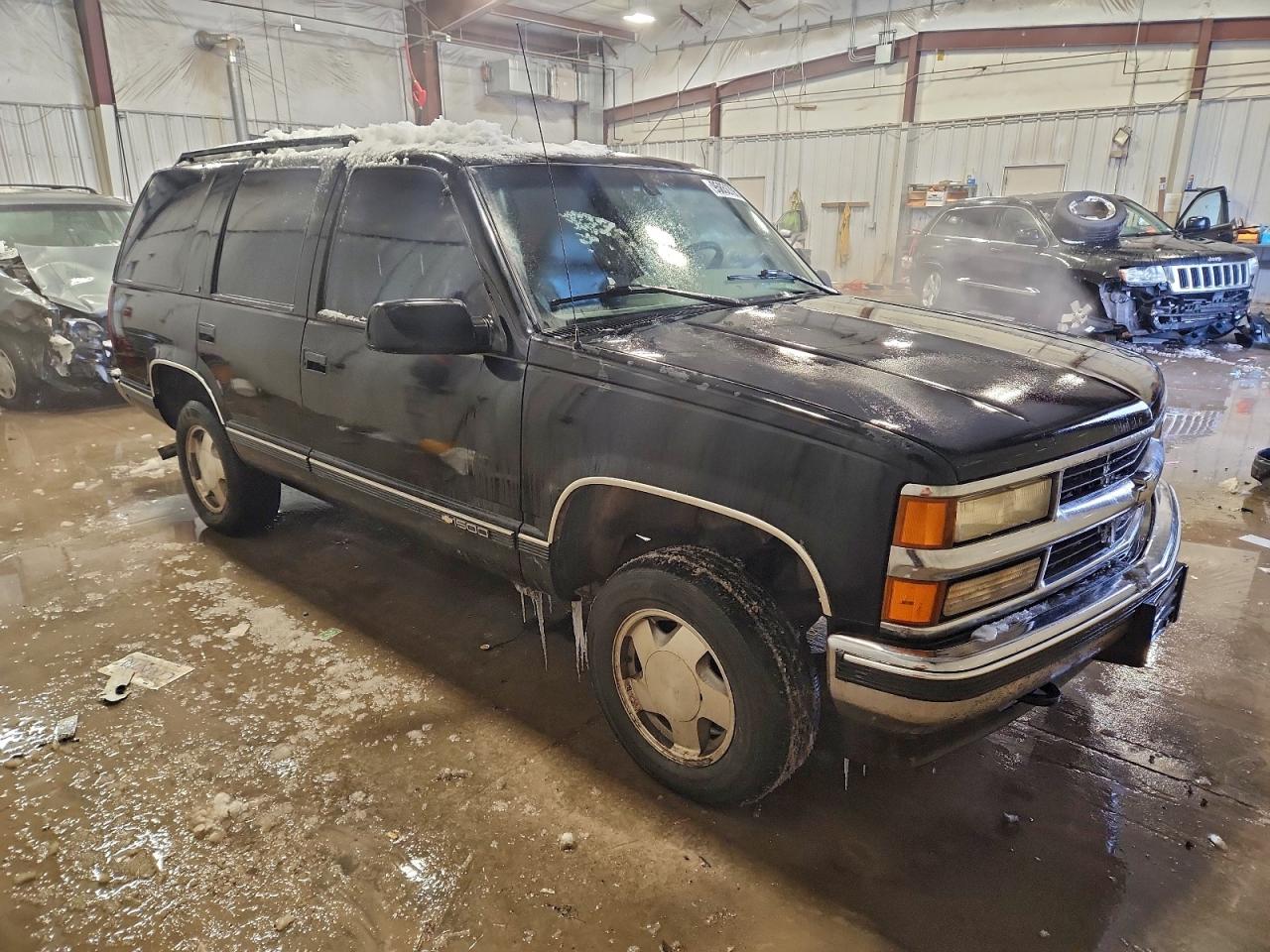 1996 Chevrolet Tahoe K1500 Black vin: 1GNEK13R0TJ369866