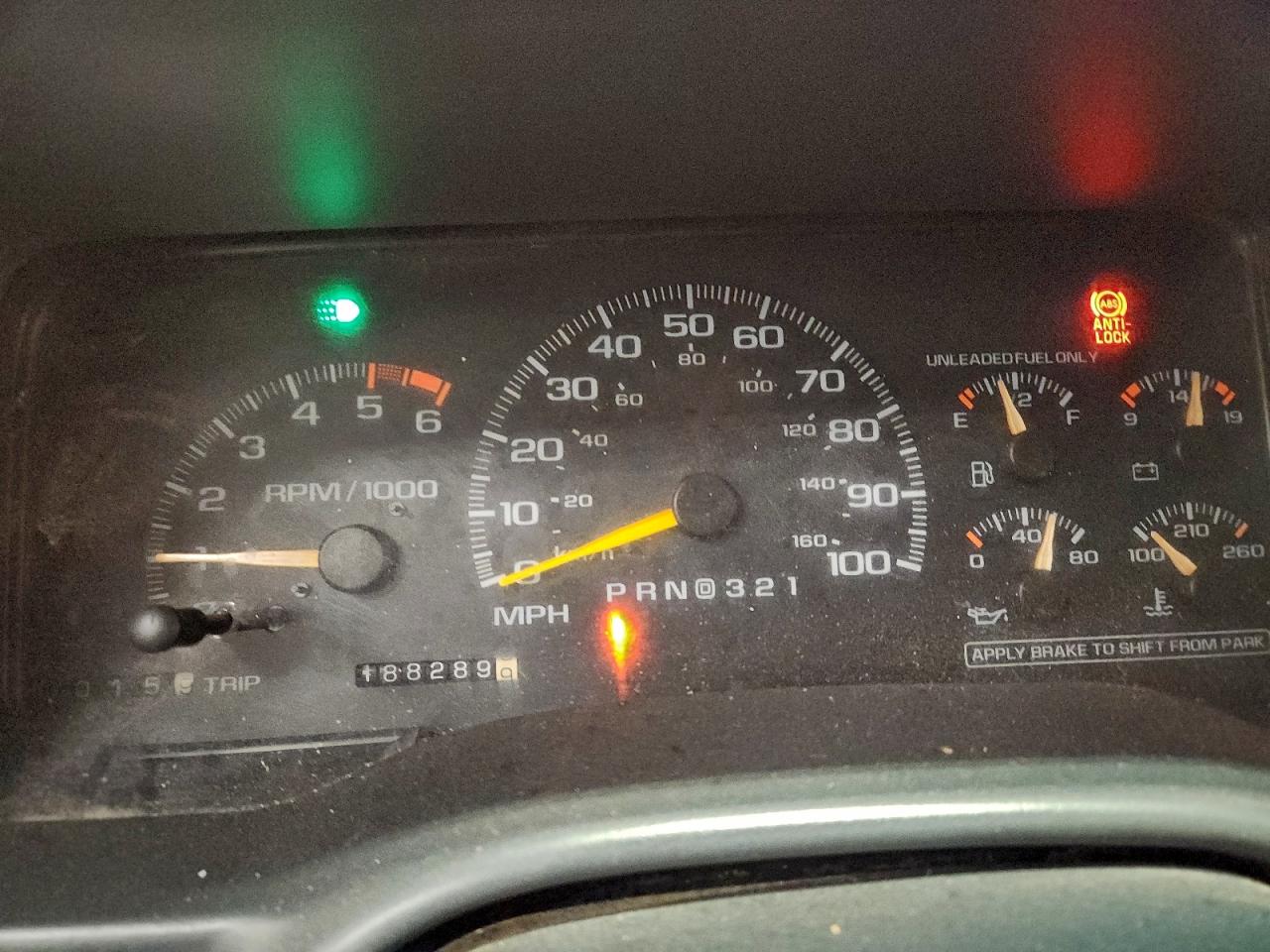 1996 Chevrolet Tahoe K1500 Black vin: 1GNEK13R0TJ369866