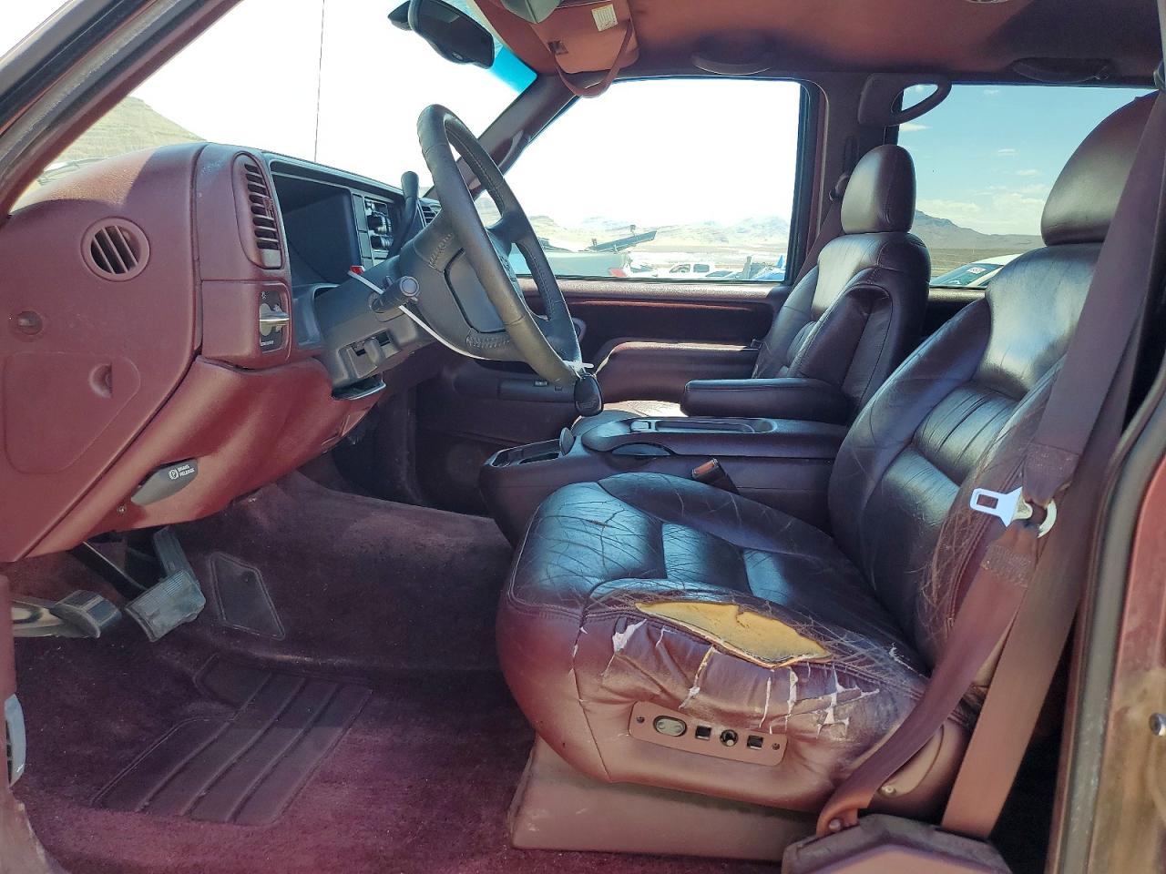 1997 Chevrolet Tahoe K1500 Burgundy vin: 1GNEK13R0VJ408233