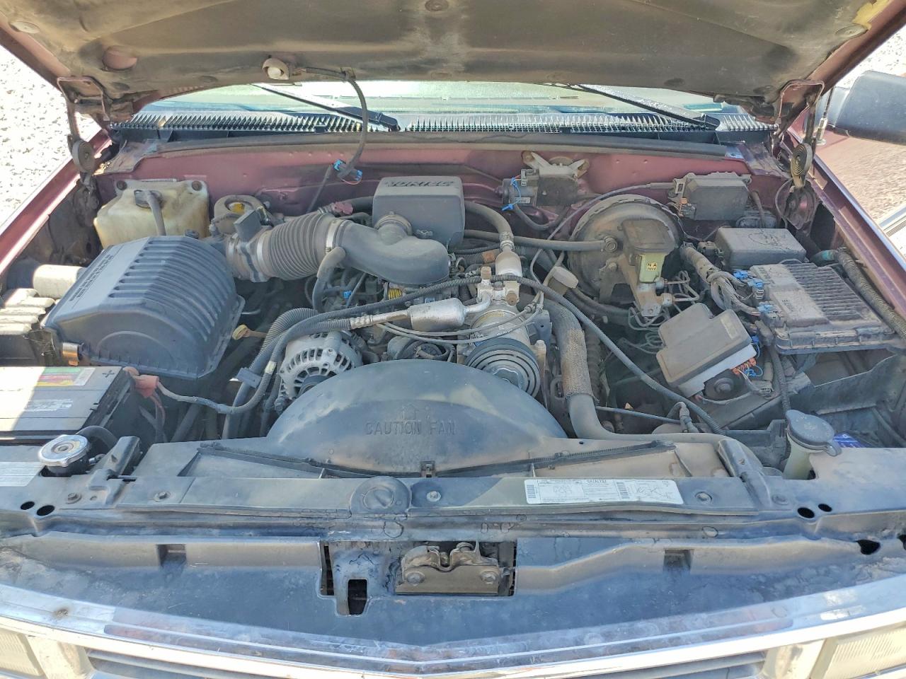 1997 Chevrolet Tahoe K1500 Burgundy vin: 1GNEK13R0VJ408233