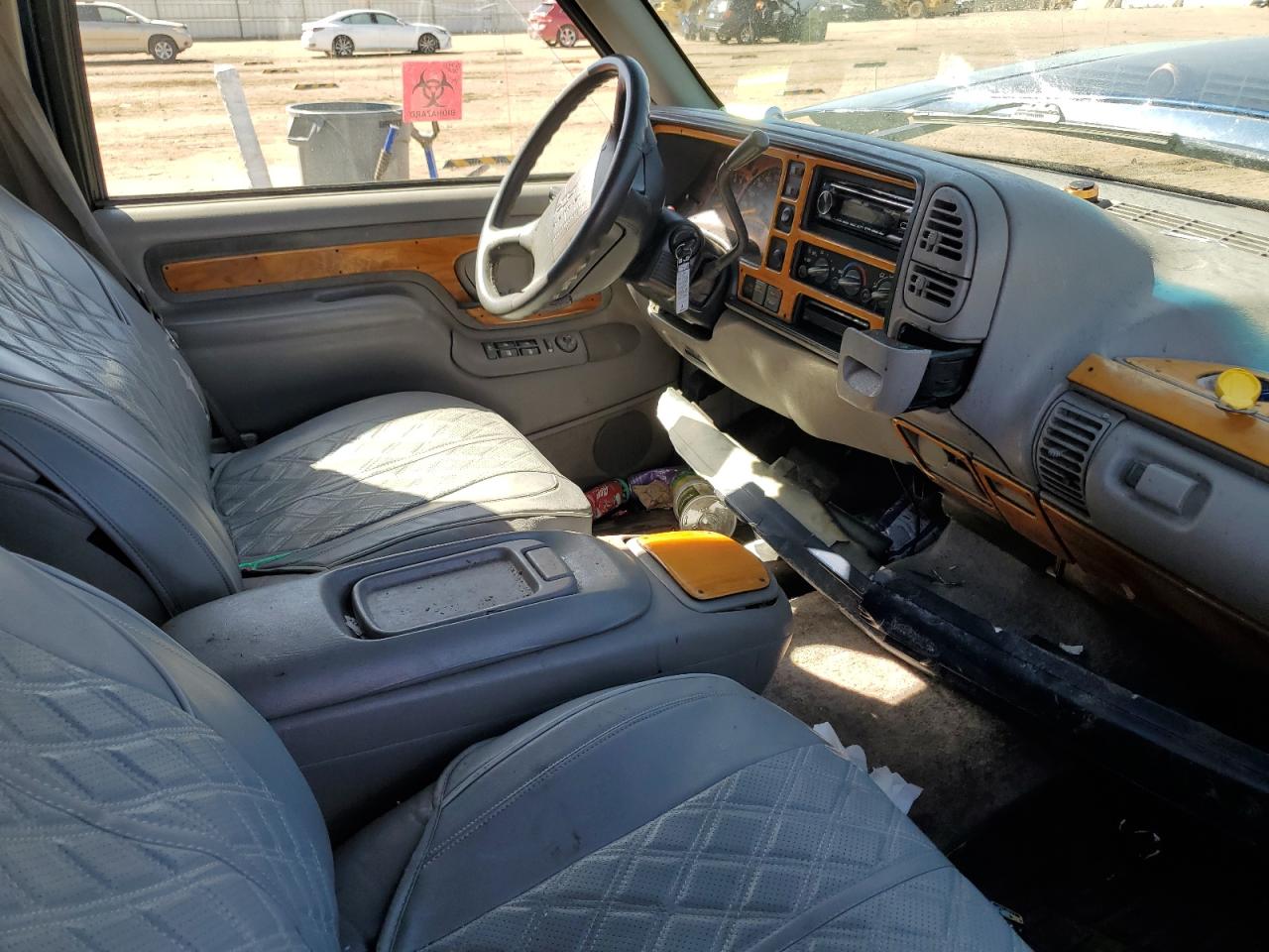 1996 Chevrolet Tahoe K1500 Blue vin: 1GNEK13R1TJ377846