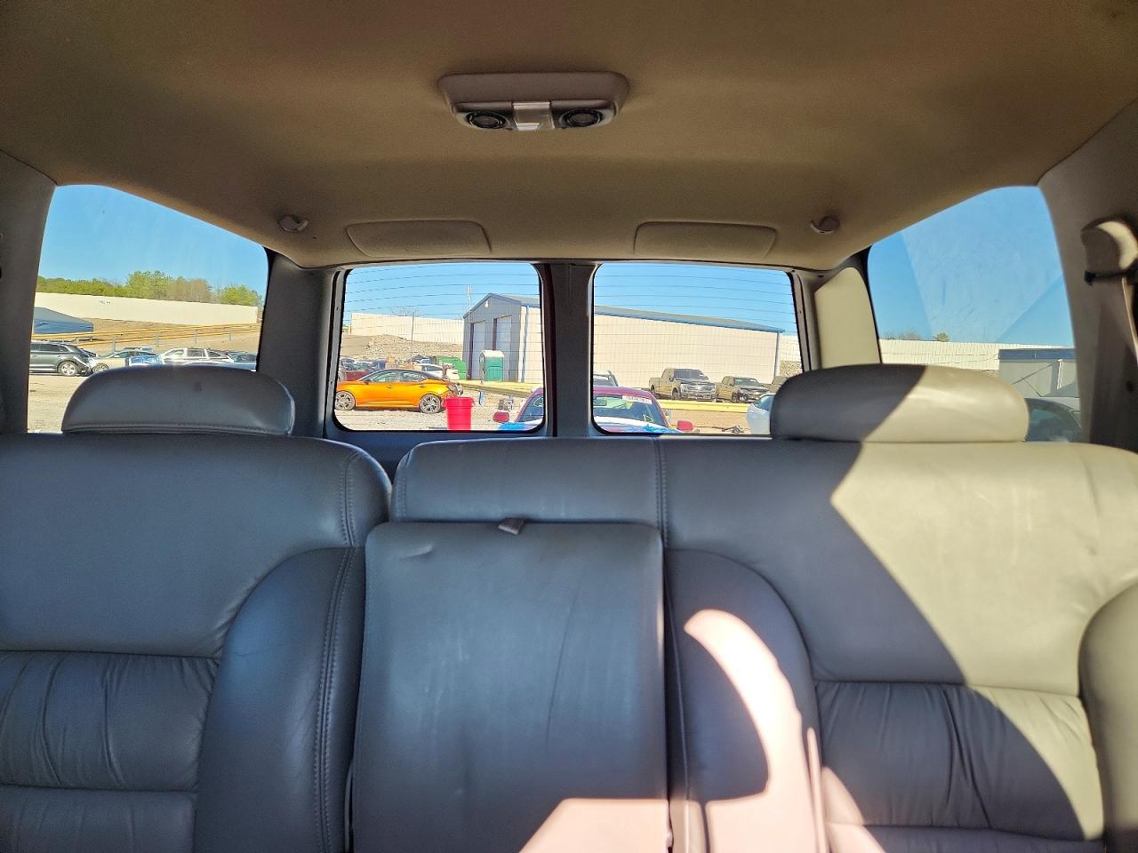 1996 Chevrolet Tahoe K1500 Red vin: 1GNEK13R1TJ415494