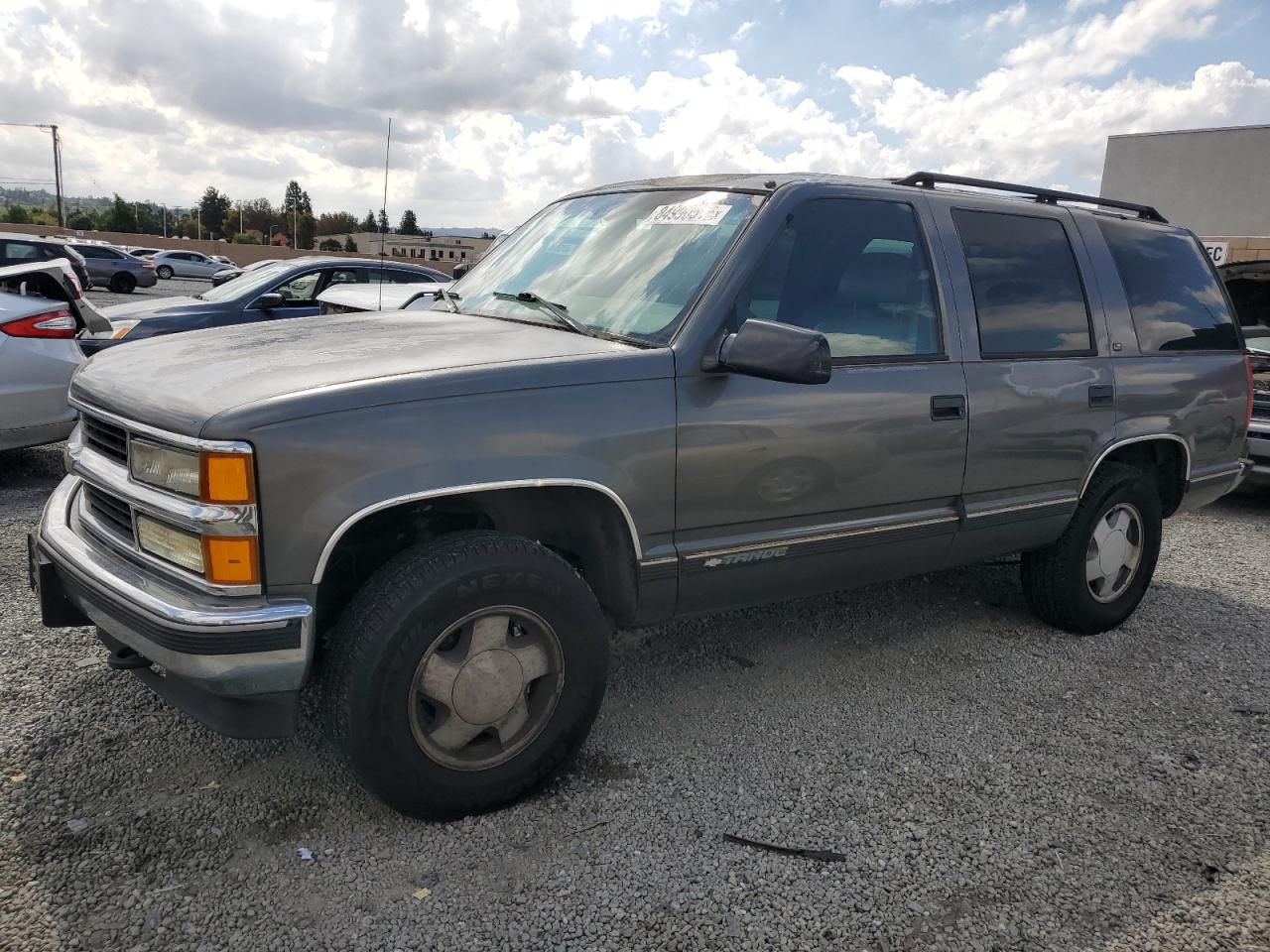 1GNEK13R1XJ338423