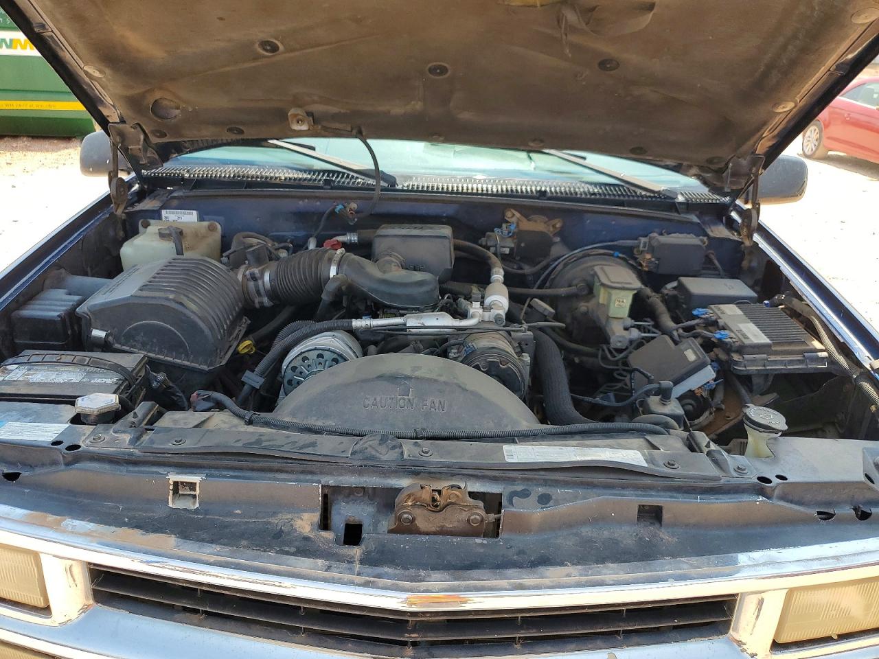 1999 Chevrolet Tahoe K1500 Blue vin: 1GNEK13R1XJ452812