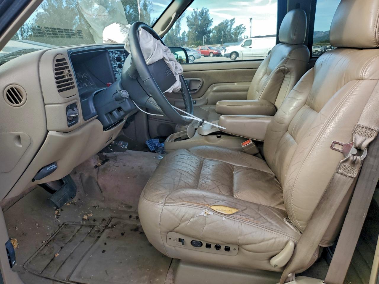 1998 Chevrolet Tahoe K1500 Зеленый vin: 1GNEK13R2WJ302724