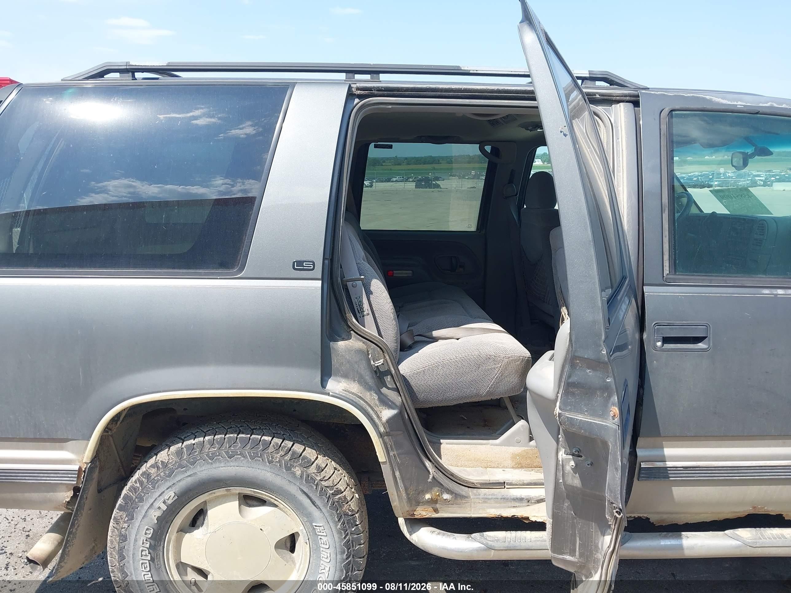 1999 Chevrolet Tahoe Ls Gray vin: 1GNEK13R2XJ363220