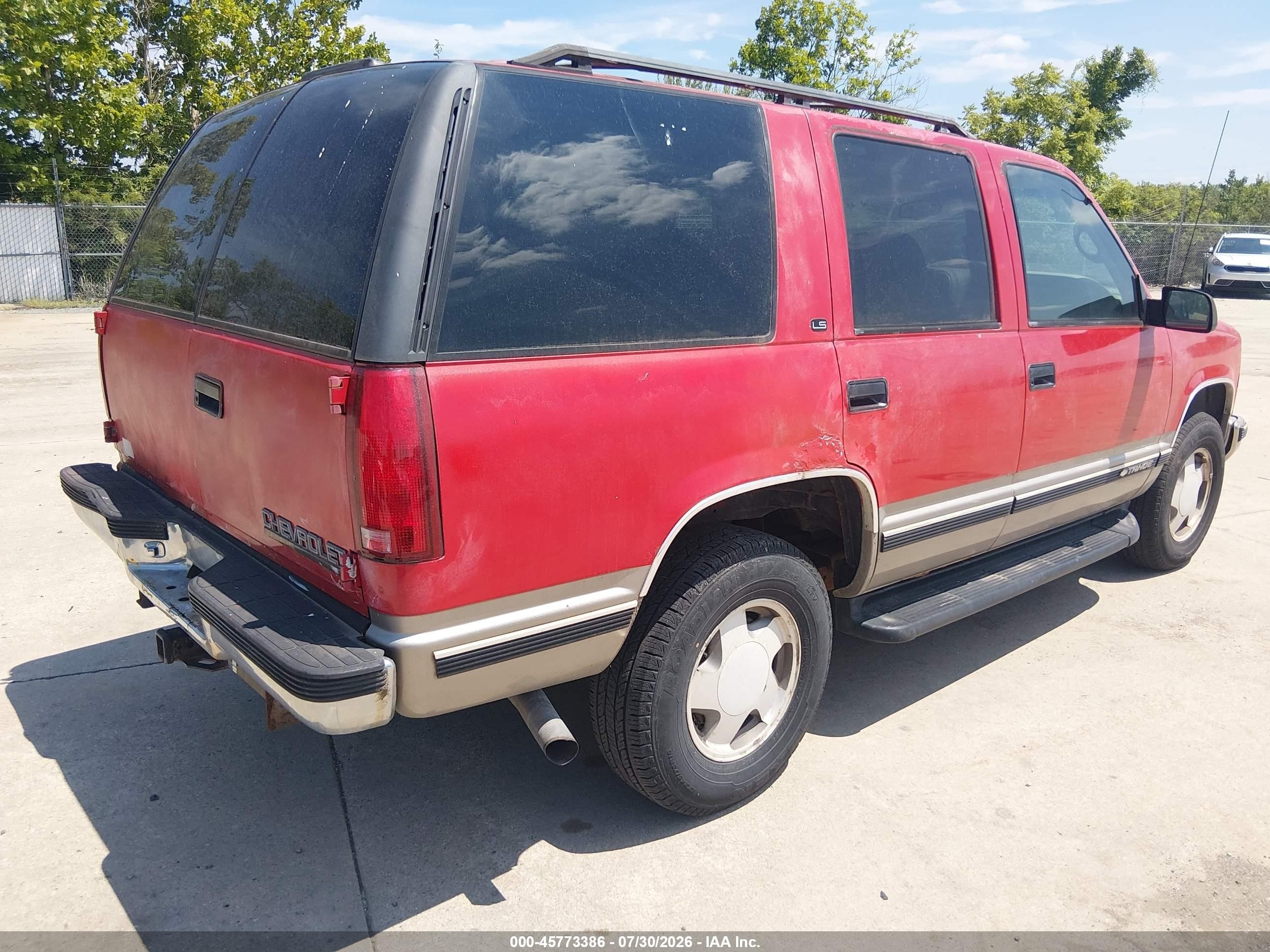 1999 Chevrolet Tahoe Ls Red vin: 1GNEK13R2XJ376601