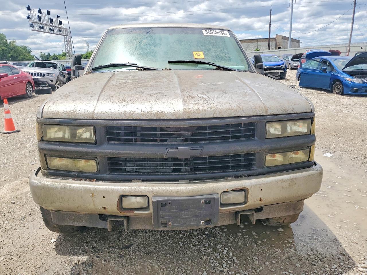 2000 Chevrolet Tahoe K1500 Brown vin: 1GNEK13R2YR179298