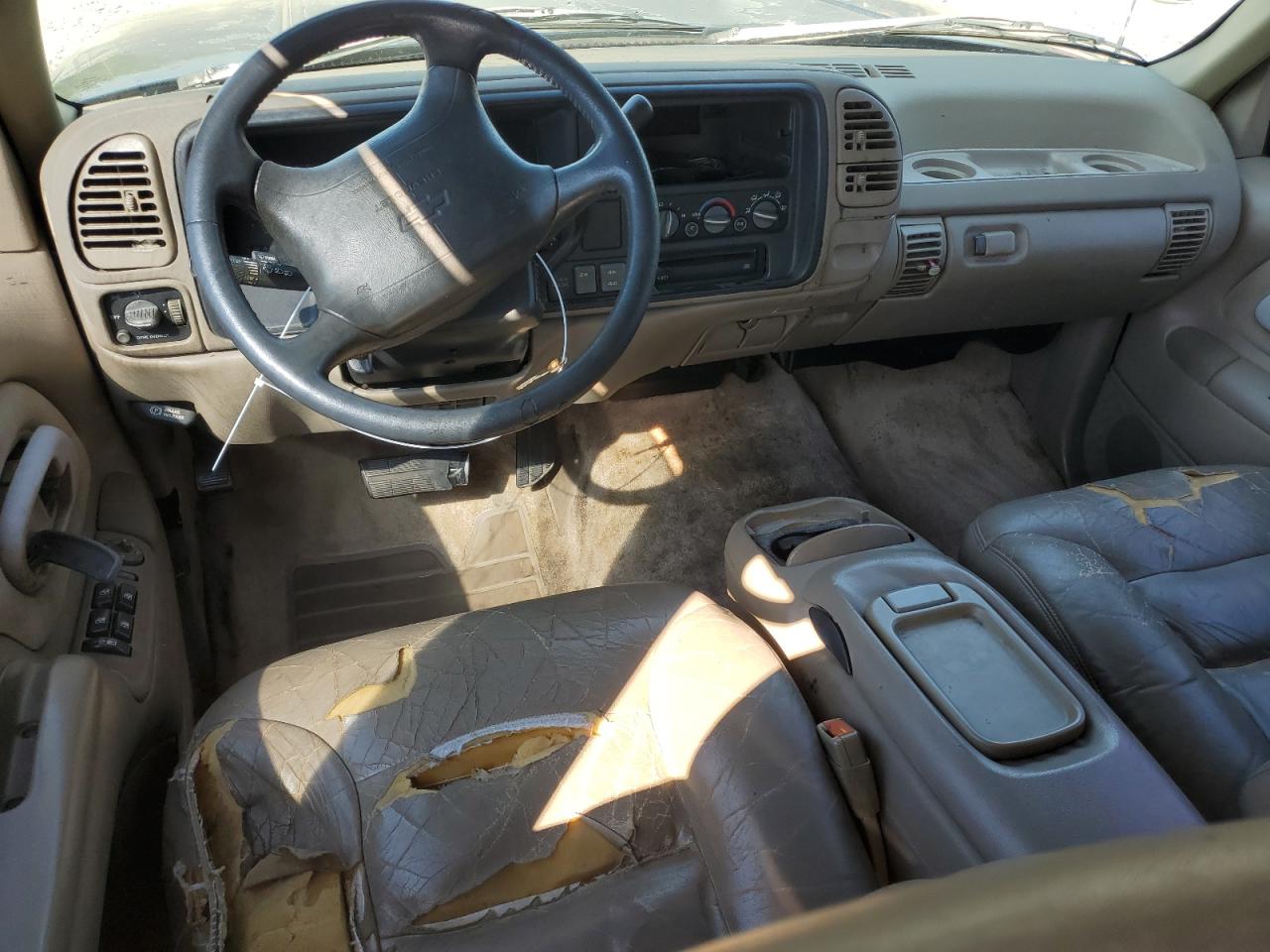 1996 Chevrolet Tahoe K1500 Черный vin: 1GNEK13R3TJ378433
