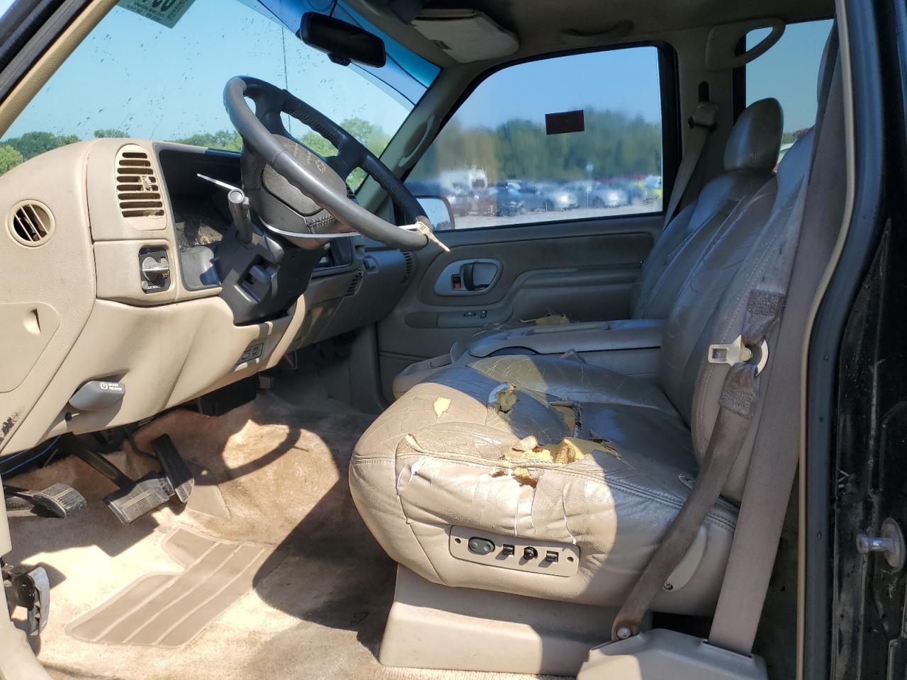 1996 Chevrolet Tahoe K1500 Черный vin: 1GNEK13R3TJ378433