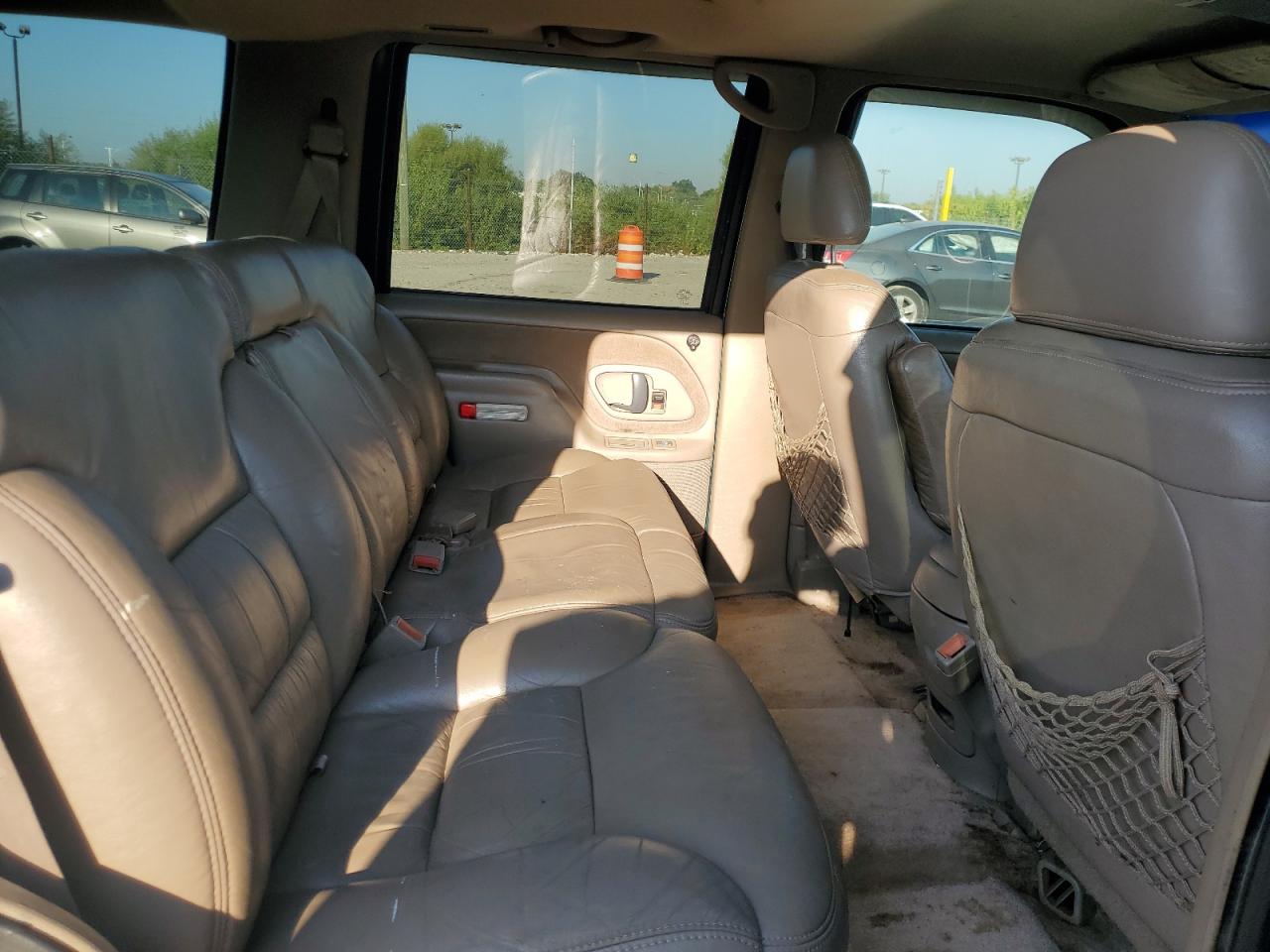 1998 Chevrolet Tahoe K1500 Green vin: 1GNEK13R3WJ313456