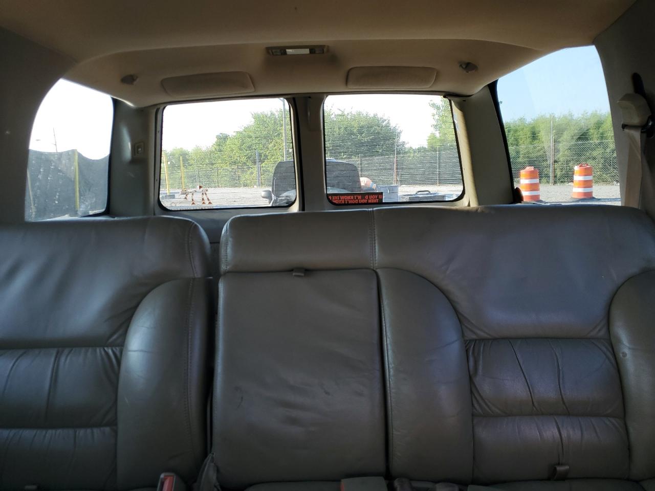 1998 Chevrolet Tahoe K1500 Green vin: 1GNEK13R3WJ313456