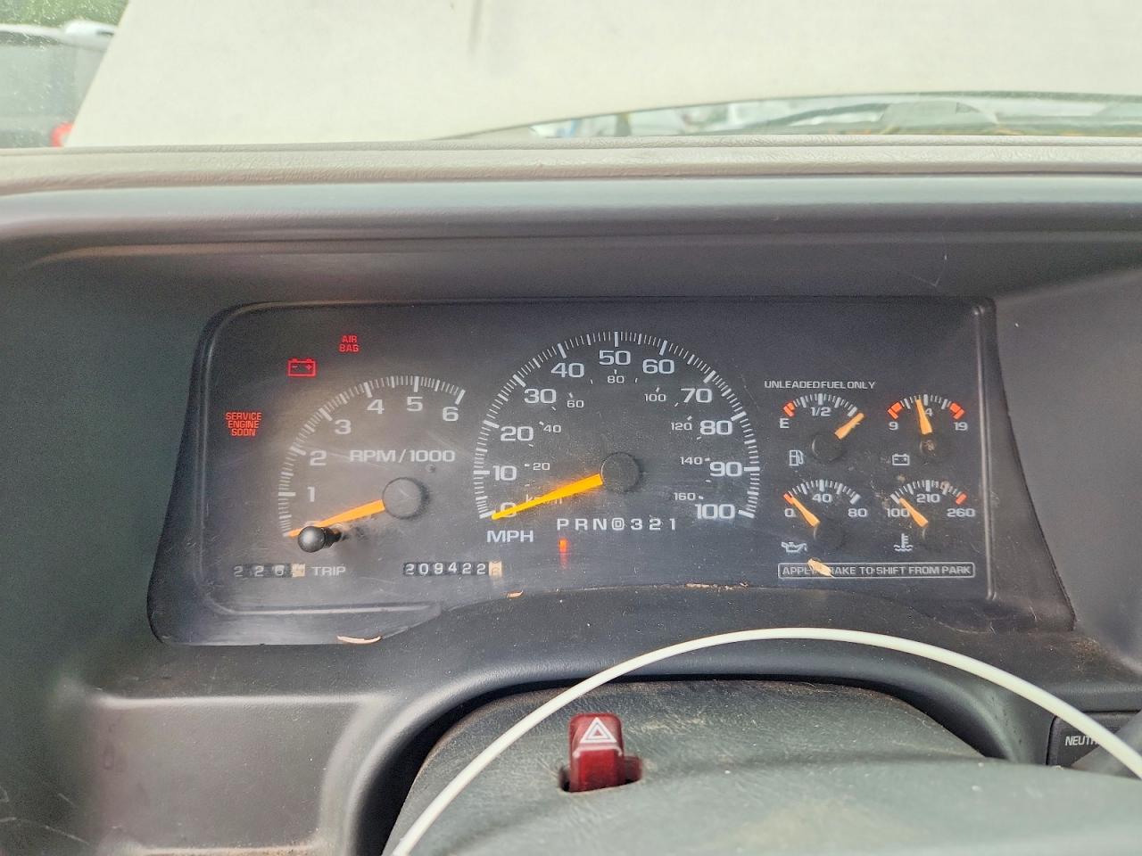 1998 Chevrolet Tahoe K1500 Beige vin: 1GNEK13R3WJ338096