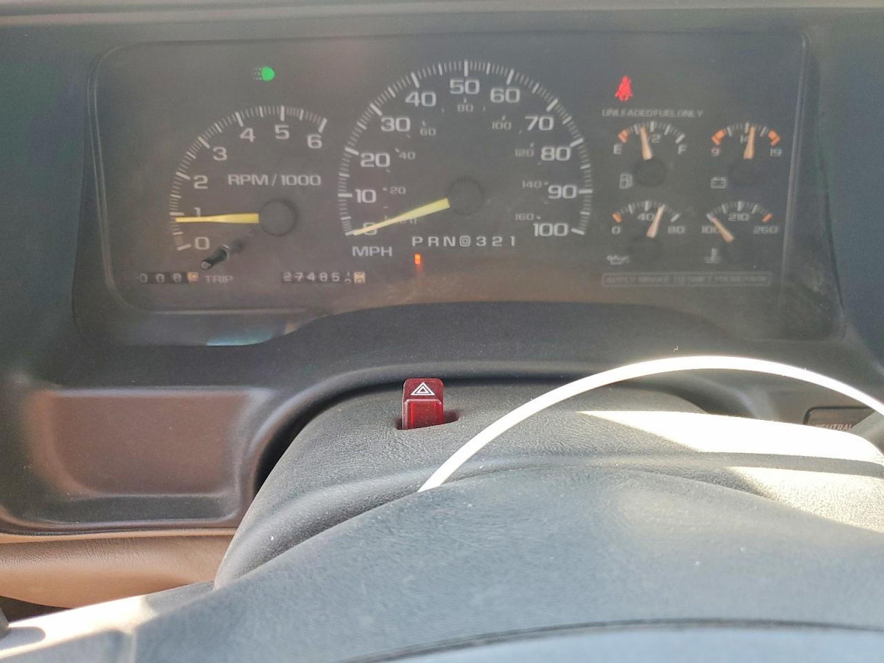 1998 Chevrolet Tahoe K1500 Зеленый vin: 1GNEK13R3WR108060