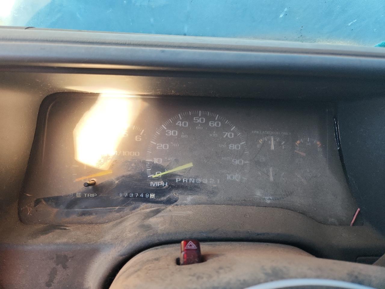 1999 Chevrolet Tahoe K1500 Green vin: 1GNEK13R3XJ513285