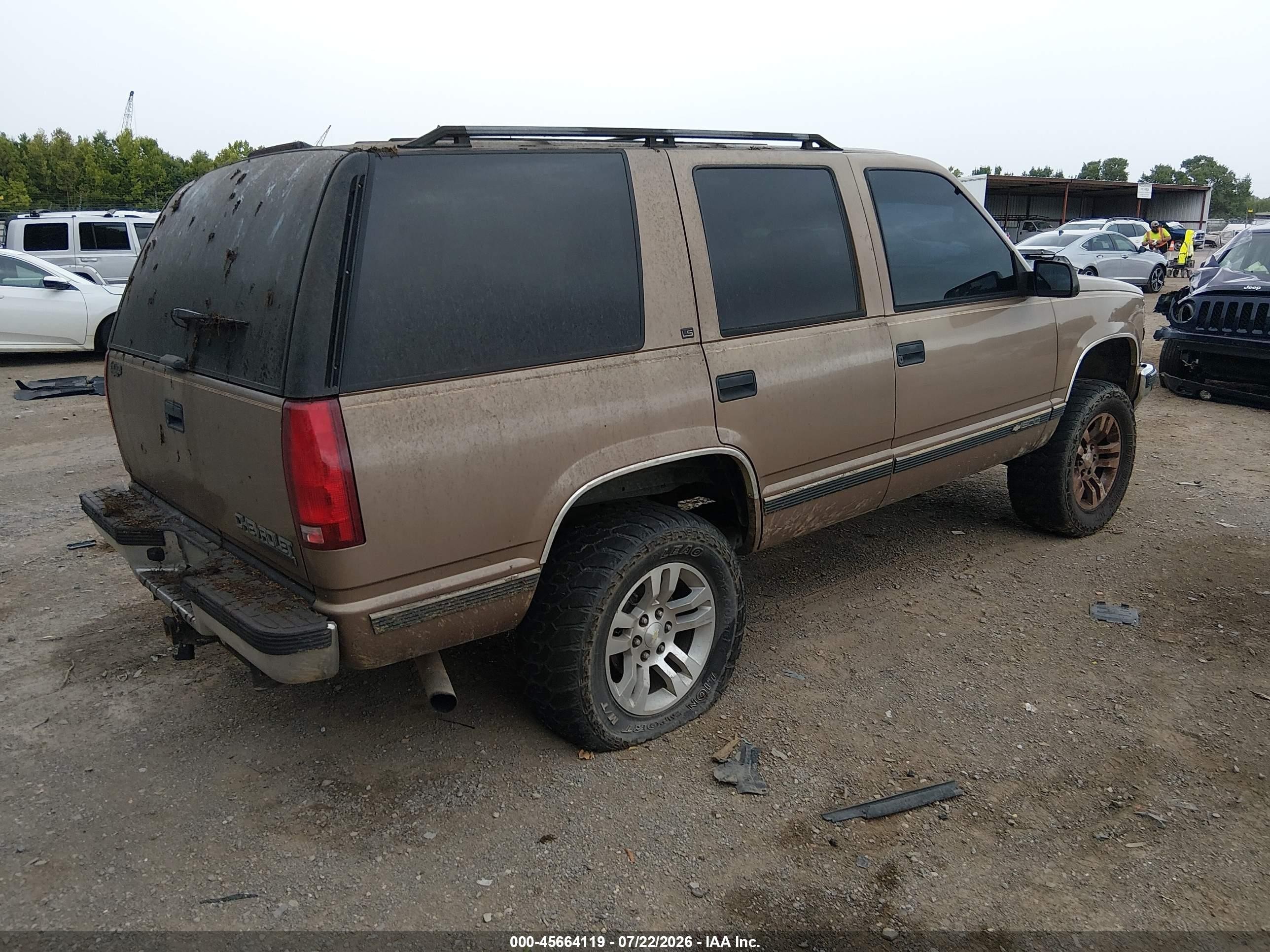 1996 Chevrolet Tahoe K1500 Gold vin: 1GNEK13R4TJ369112