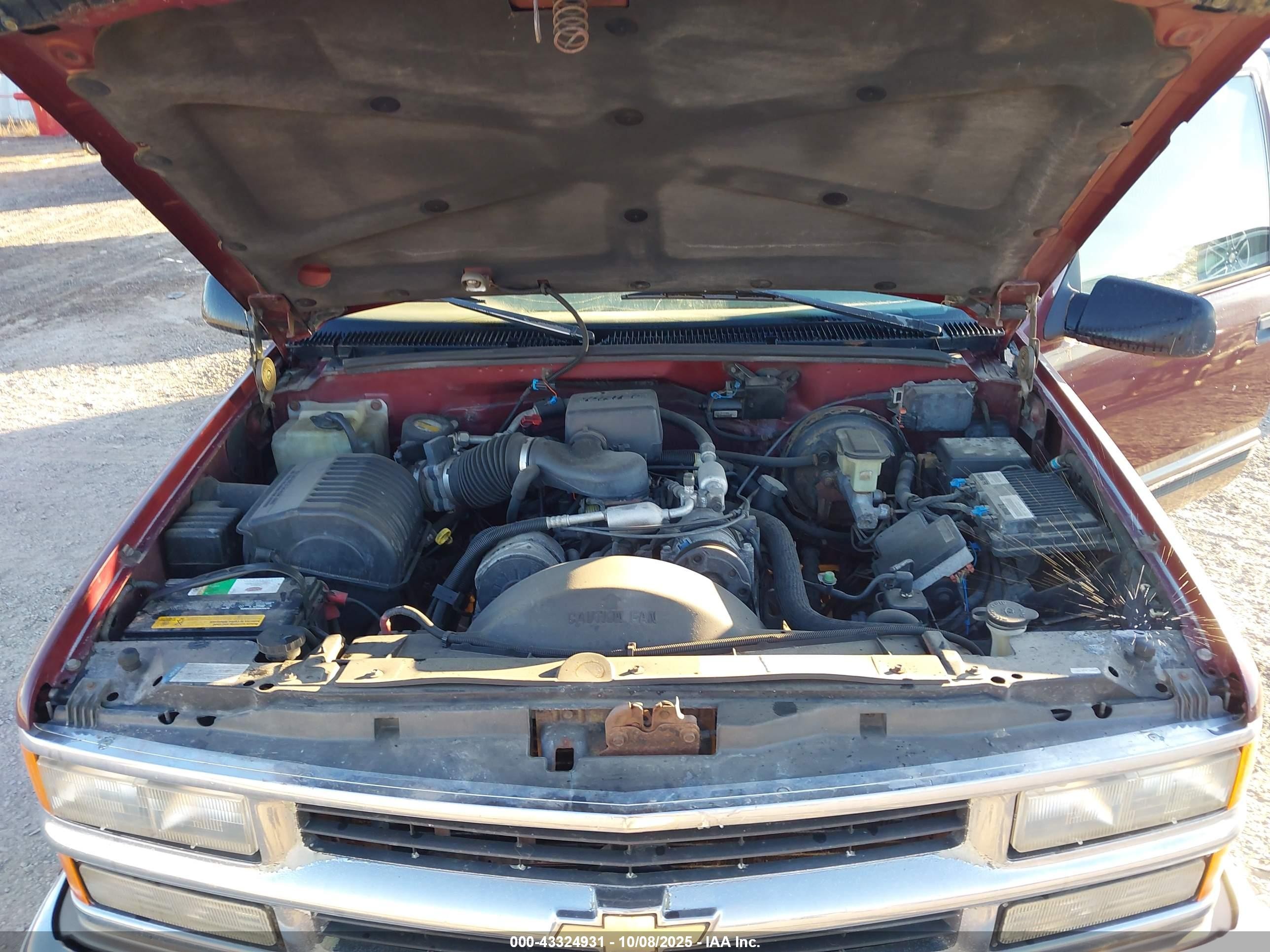1998 Chevrolet Tahoe Ls Red vin: 1GNEK13R4WJ310467