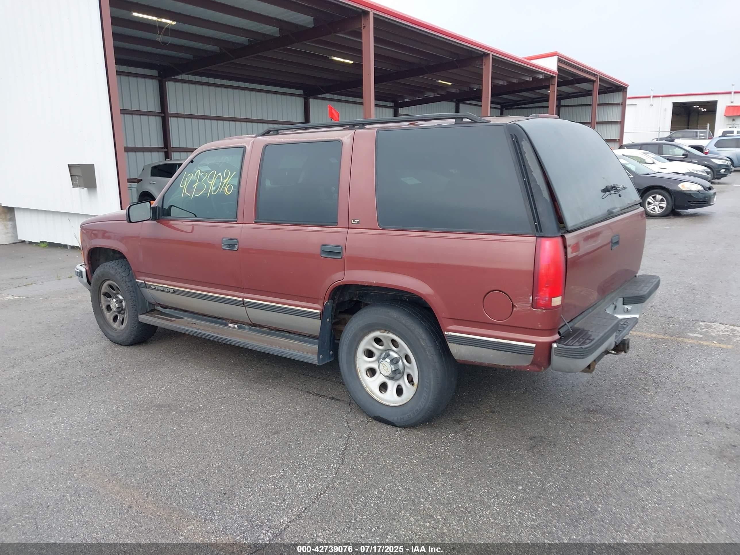 1998 Chevrolet Tahoe Ls Бордовый vin: 1GNEK13R4WJ376047