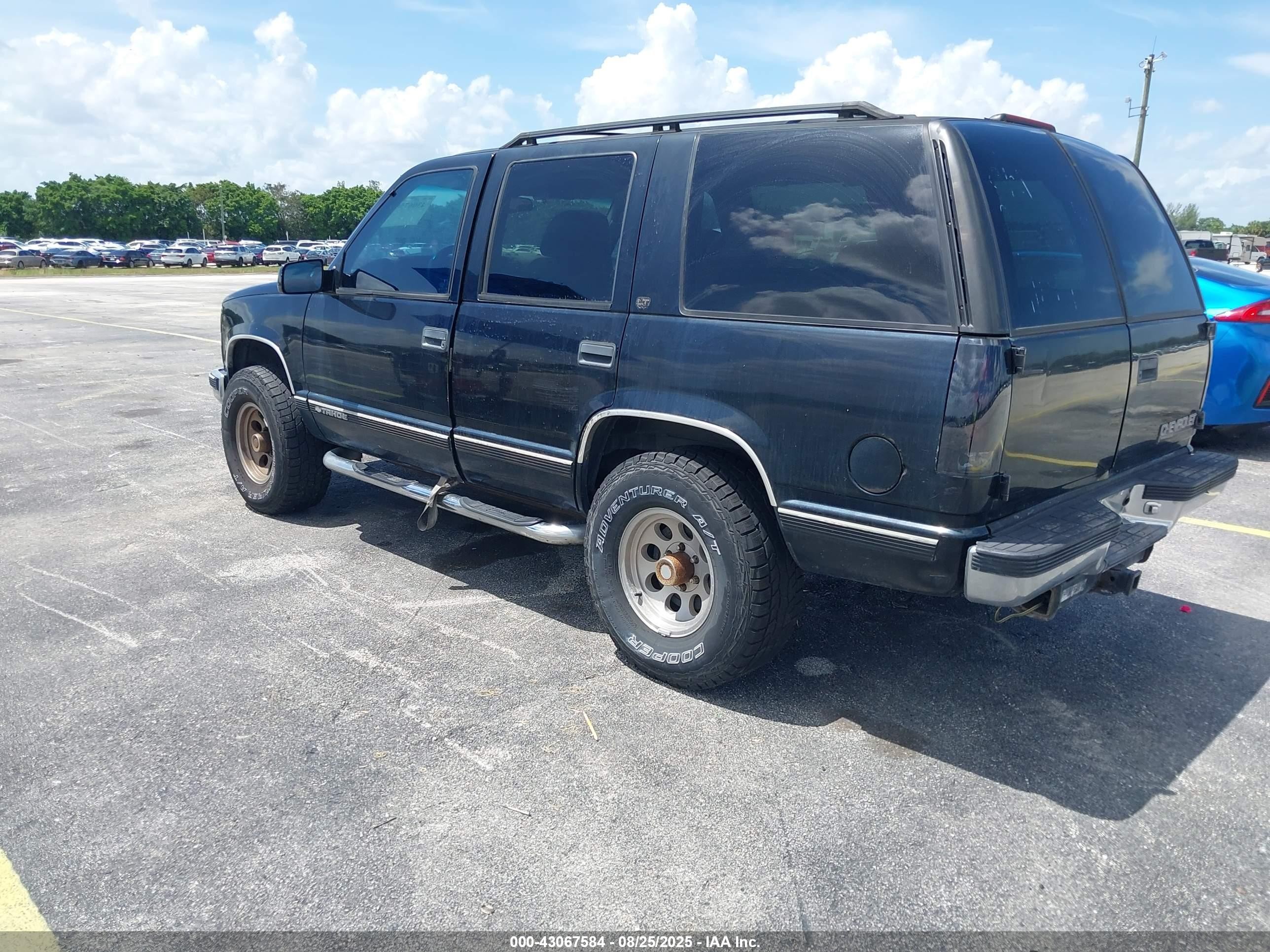 1998 Chevrolet Tahoe Ls Black vin: 1GNEK13R4WR110917