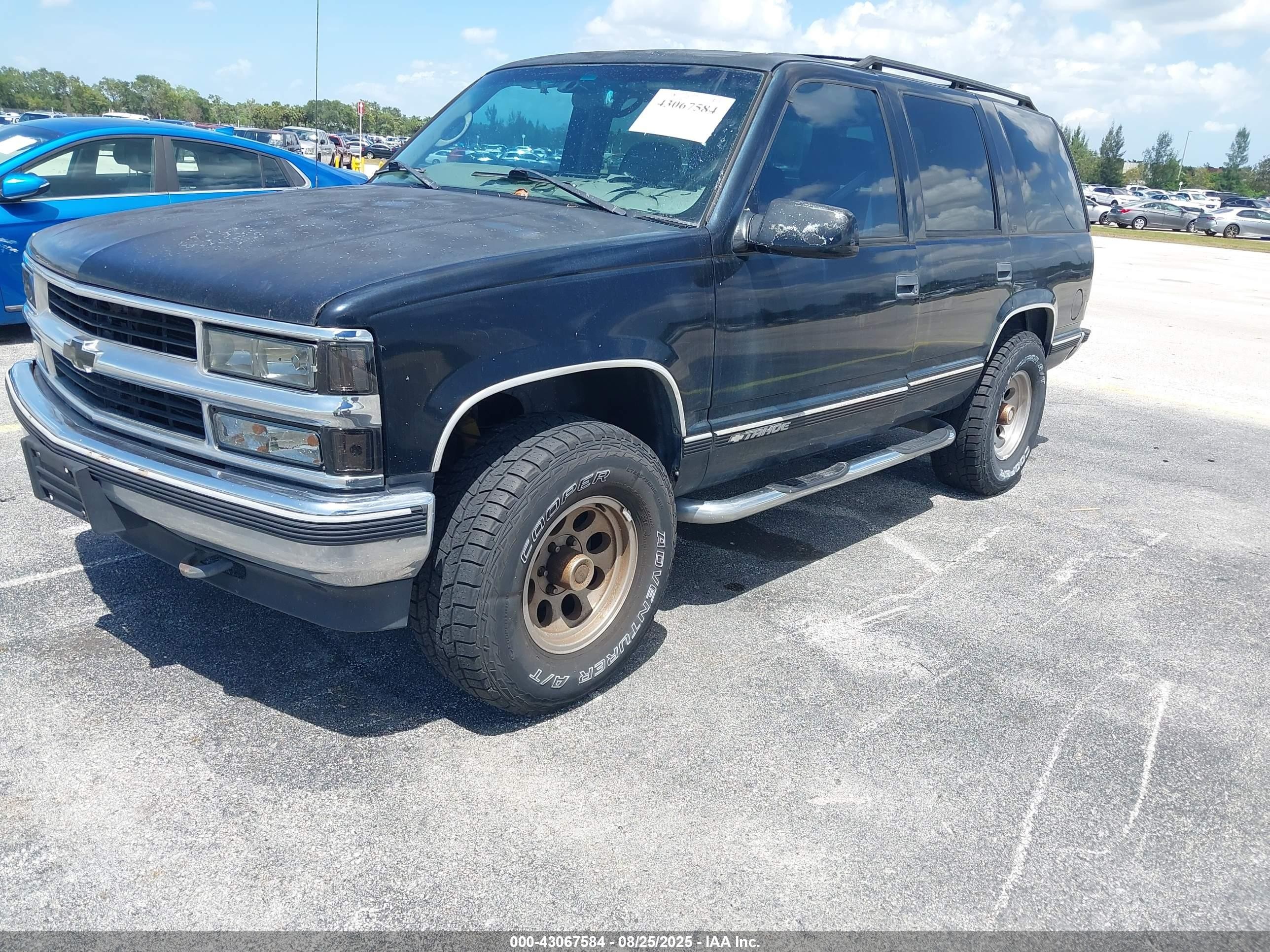 1998 Chevrolet Tahoe Ls Black vin: 1GNEK13R4WR110917