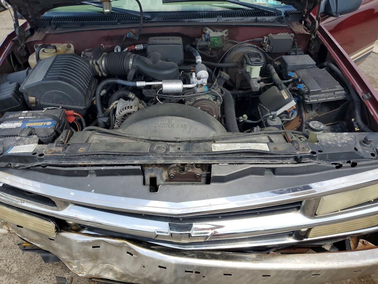 1999 Chevrolet Tahoe K1500 Two Tone vin: 1GNEK13R4XJ356995