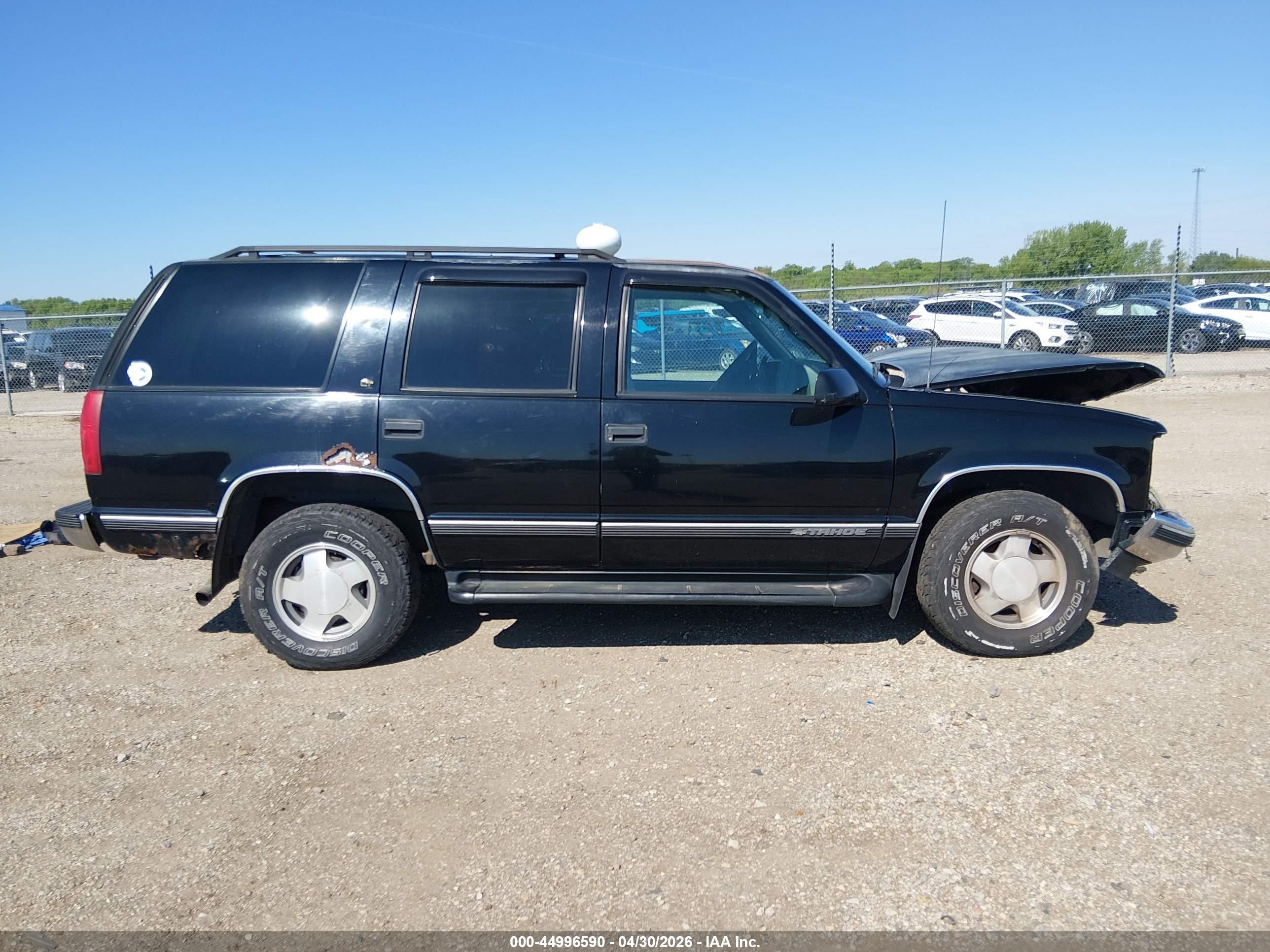 1999 Chevrolet Tahoe Ls Black vin: 1GNEK13R4XJ443747