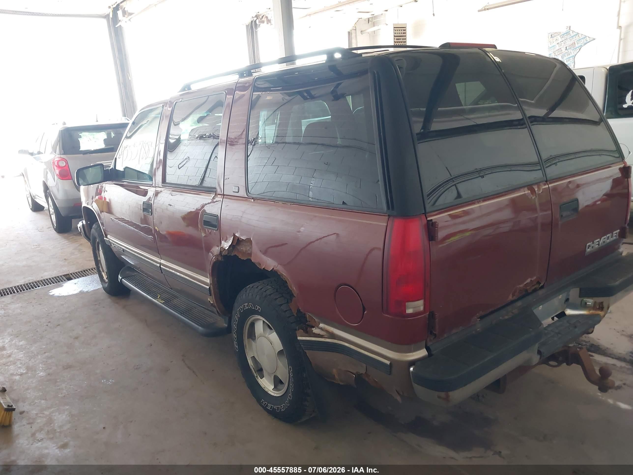 1998 Chevrolet Tahoe Ls Burgundy vin: 1GNEK13R5WR131940