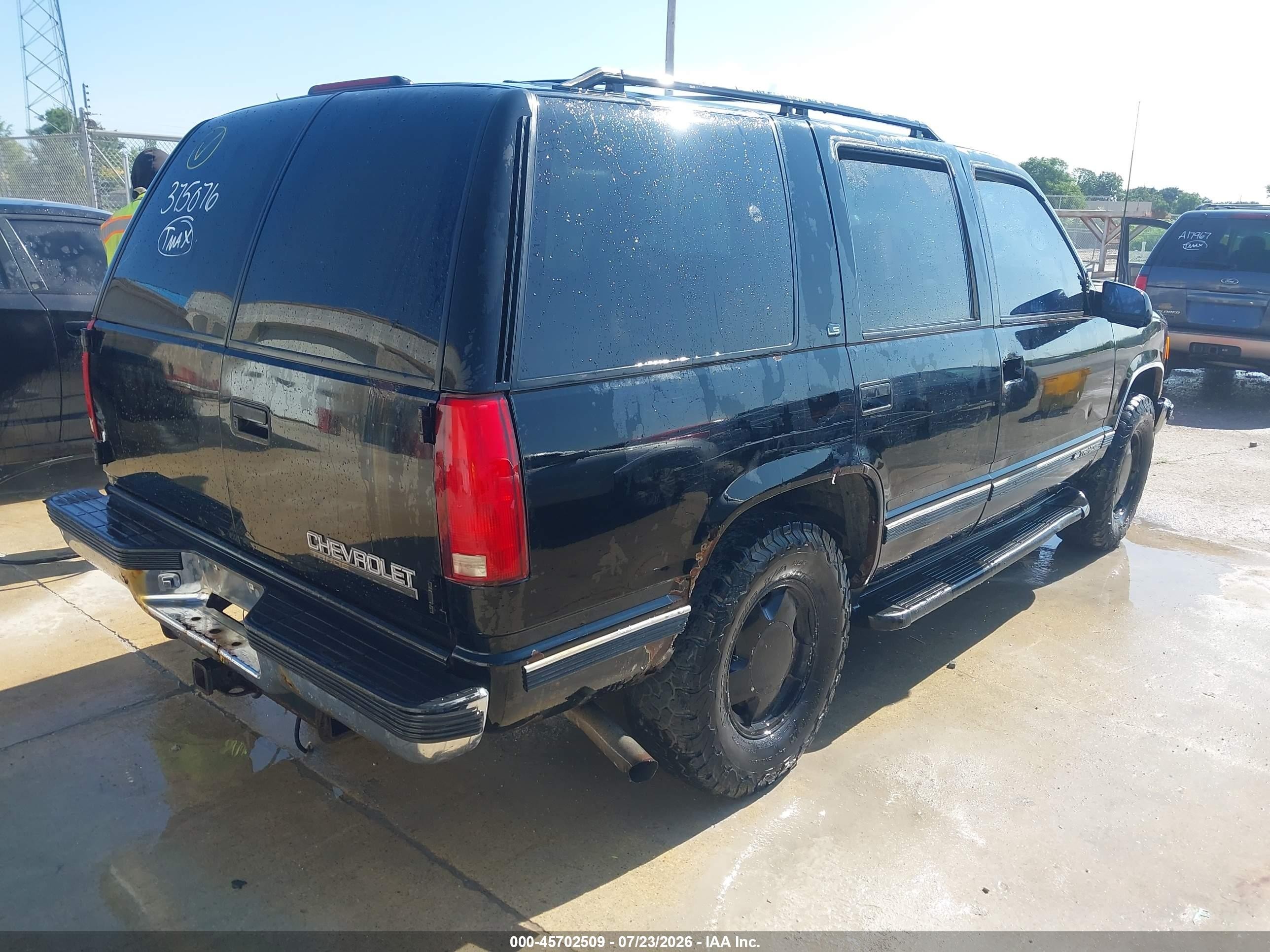 1998 Chevrolet Tahoe Ls Черный vin: 1GNEK13R6WJ375076