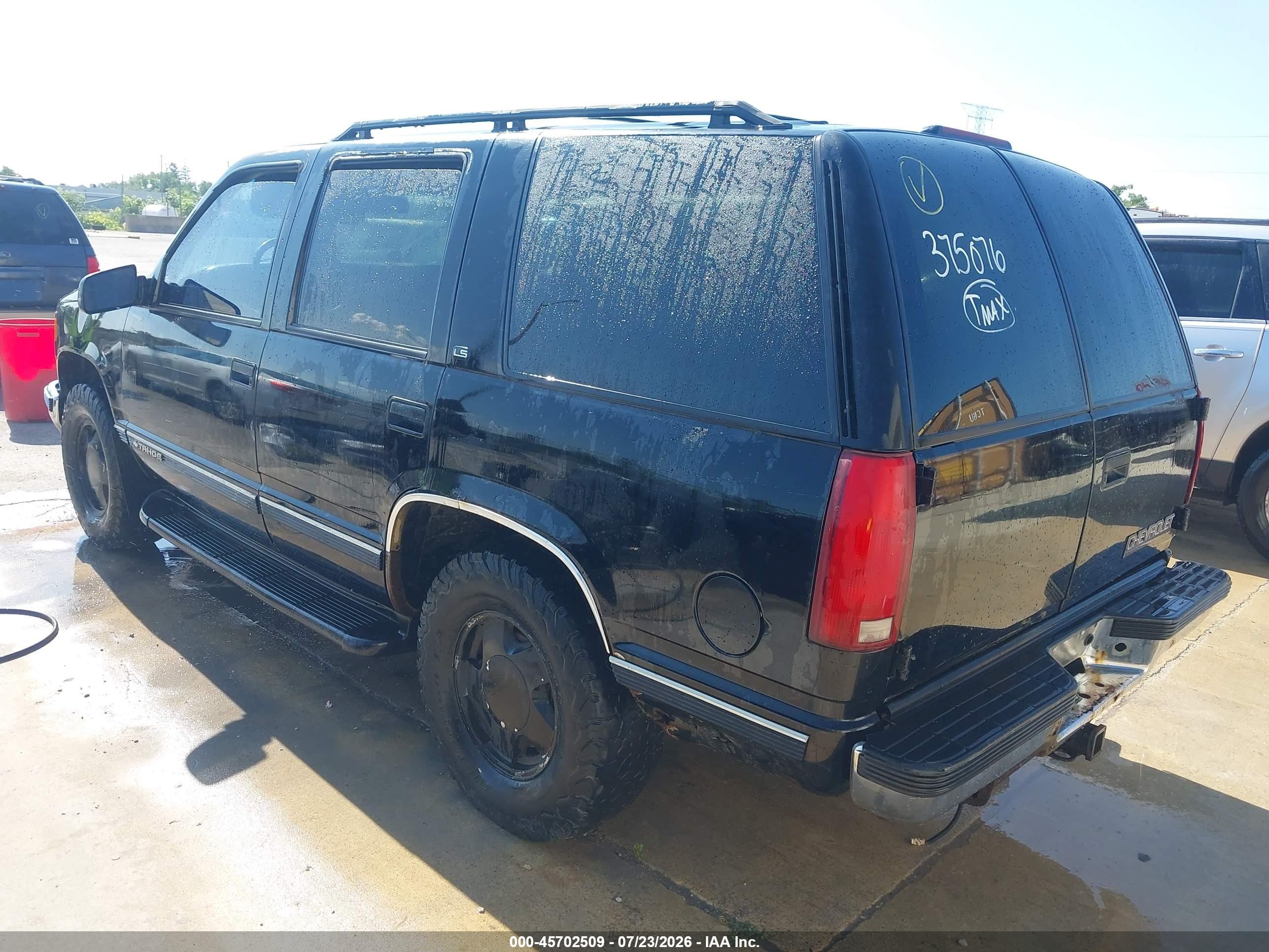 1998 Chevrolet Tahoe Ls Черный vin: 1GNEK13R6WJ375076
