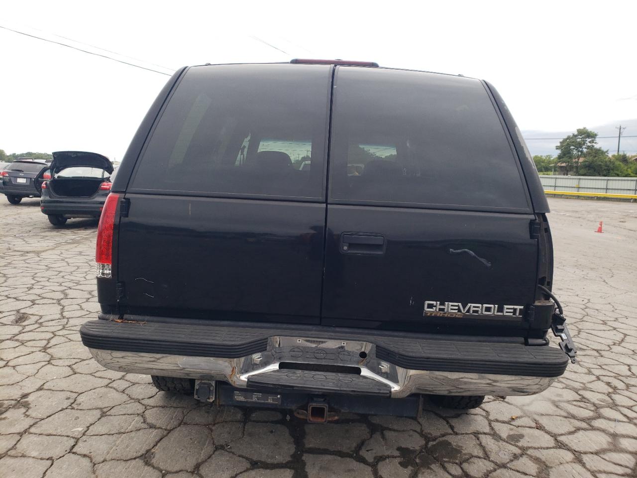 1998 Chevrolet Tahoe K1500 Black vin: 1GNEK13R6WR122504