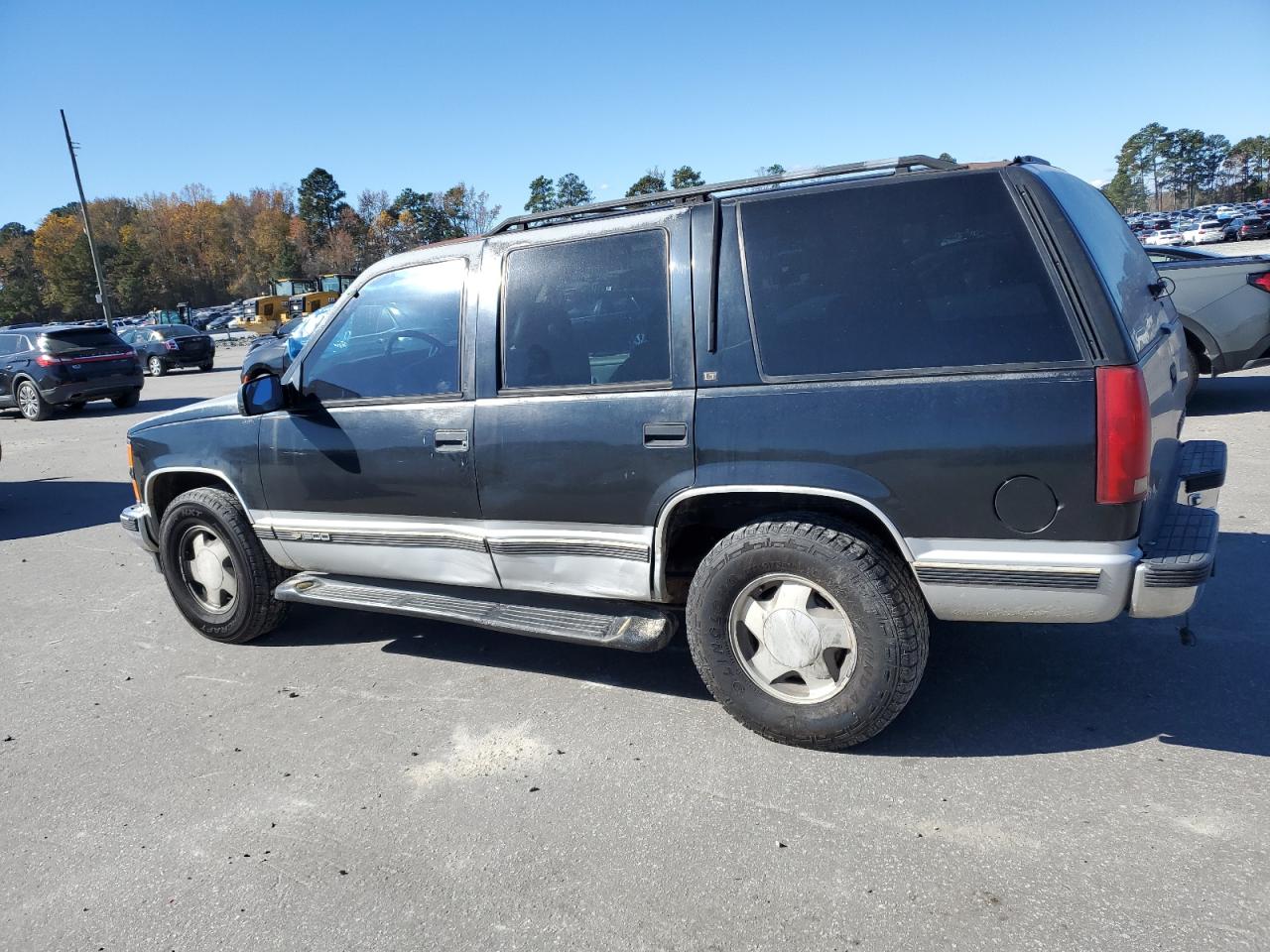 1996 Chevrolet Tahoe K1500 Black vin: 1GNEK13R7TJ328652