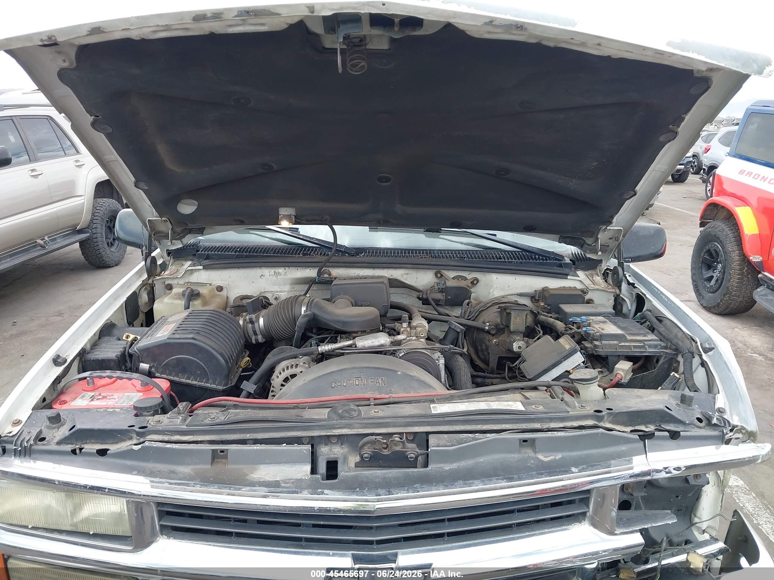 1997 Chevrolet Tahoe Ls White vin: 1GNEK13R7VJ431265
