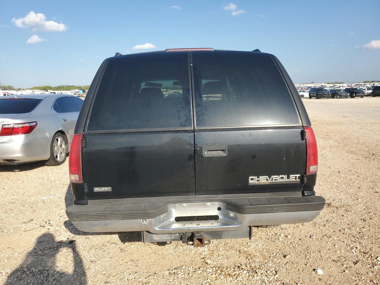 1996 Chevrolet Tahoe K1500 Black vin: 1GNEK13R8TJ403150