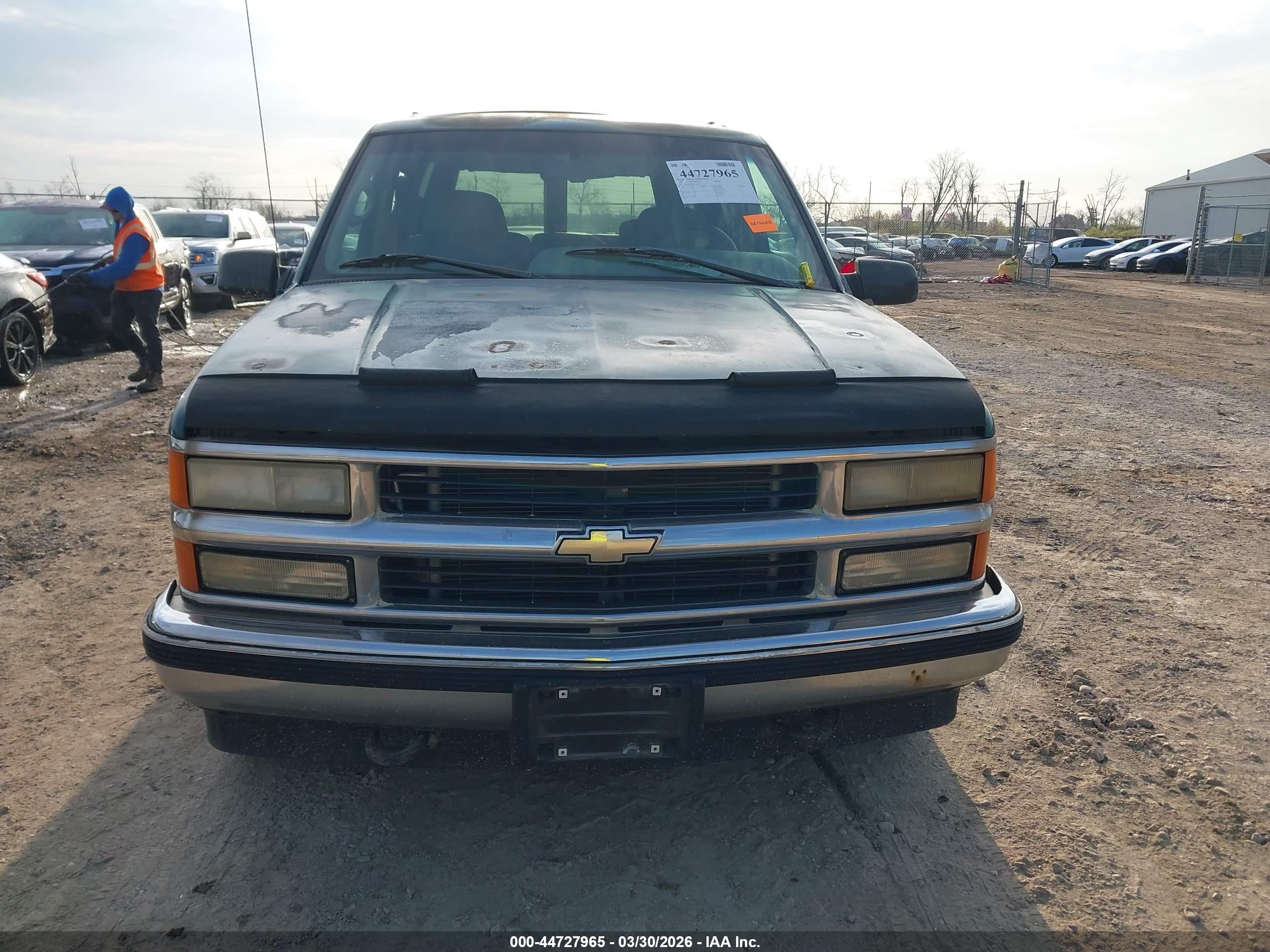 1996 Chevrolet Tahoe K1500 Green vin: 1GNEK13R8TJ419445