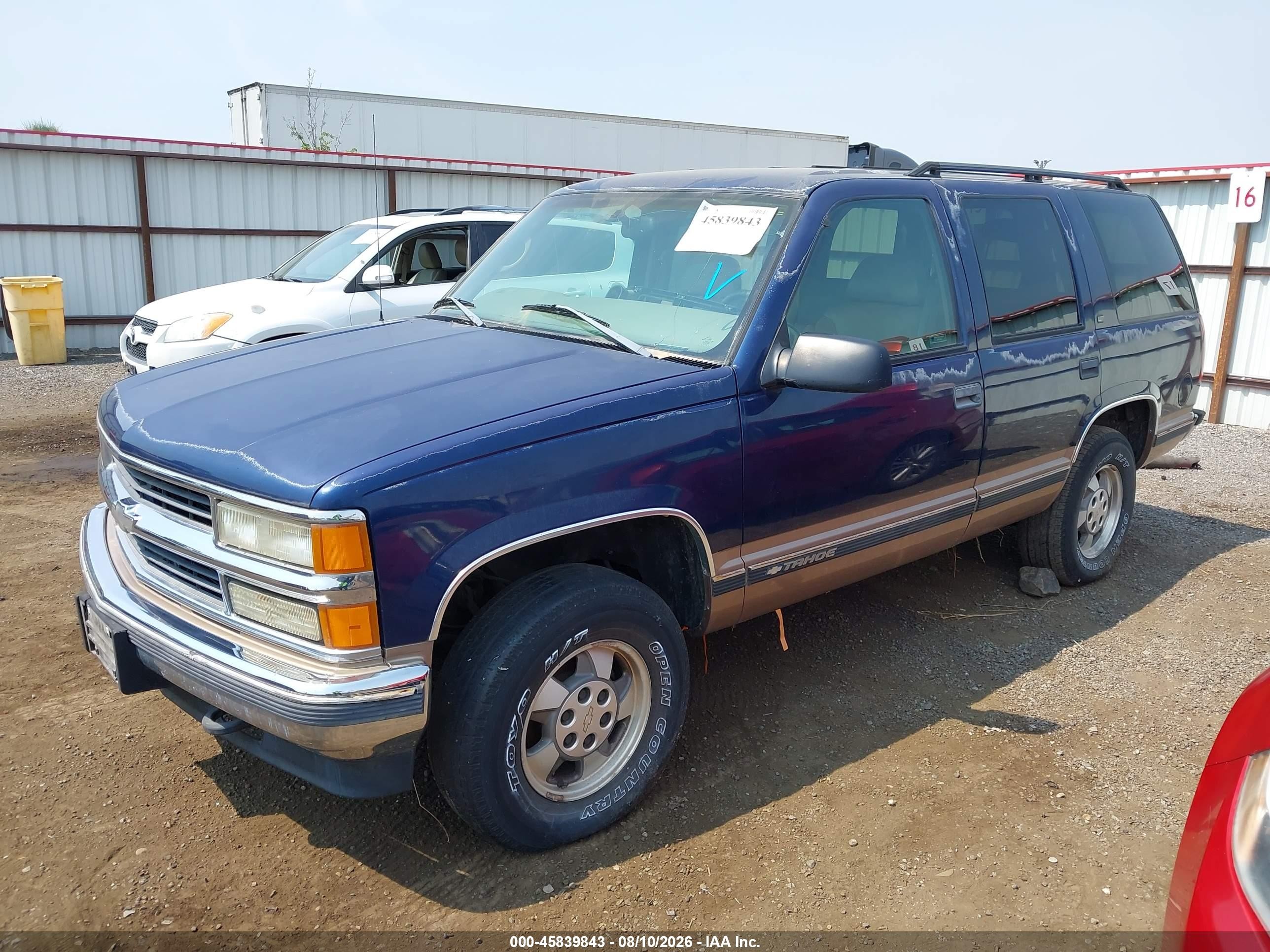 1998 Chevrolet Tahoe Ls Blue vin: 1GNEK13R8WJ356125