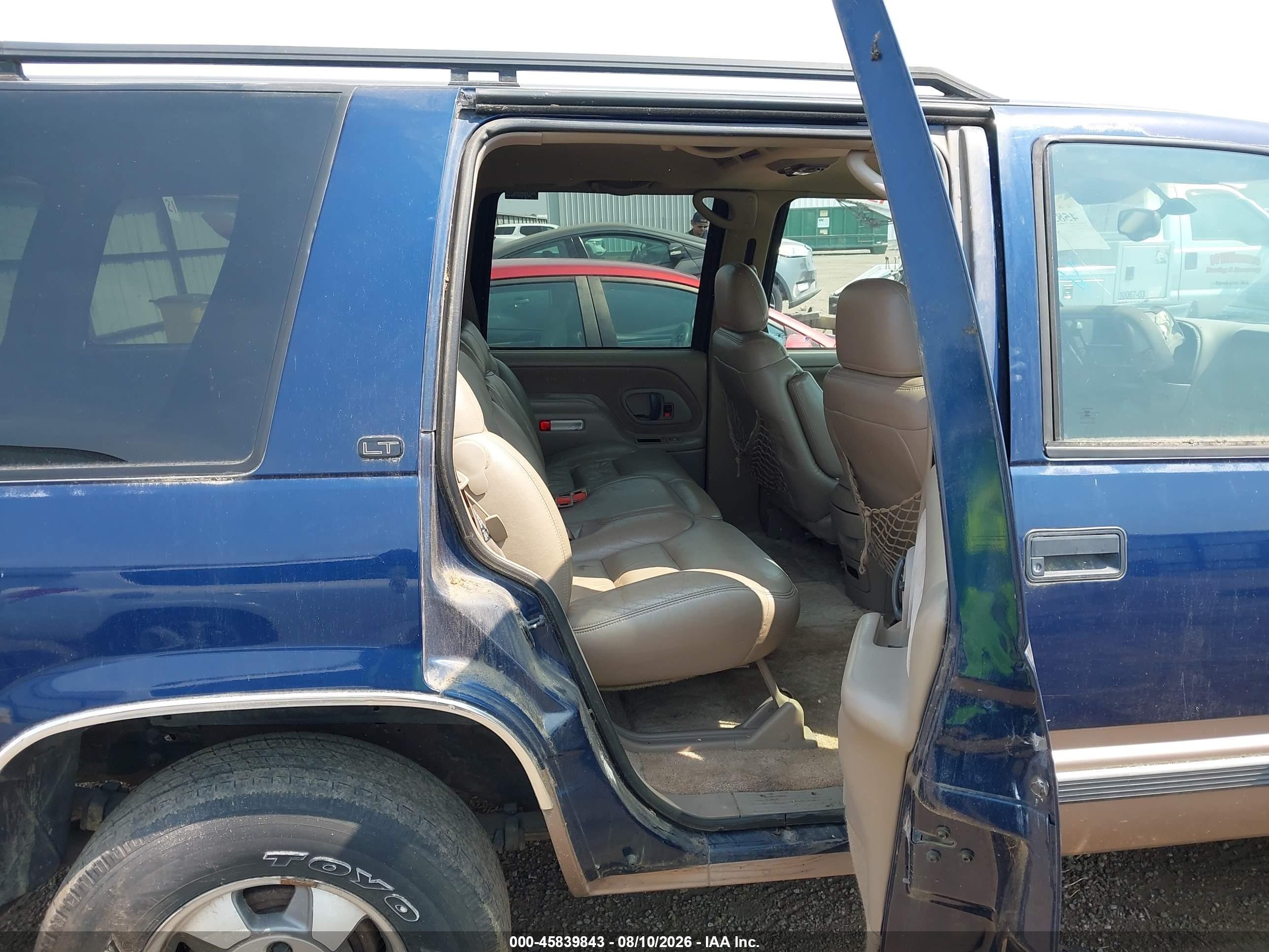 1998 Chevrolet Tahoe Ls Blue vin: 1GNEK13R8WJ356125