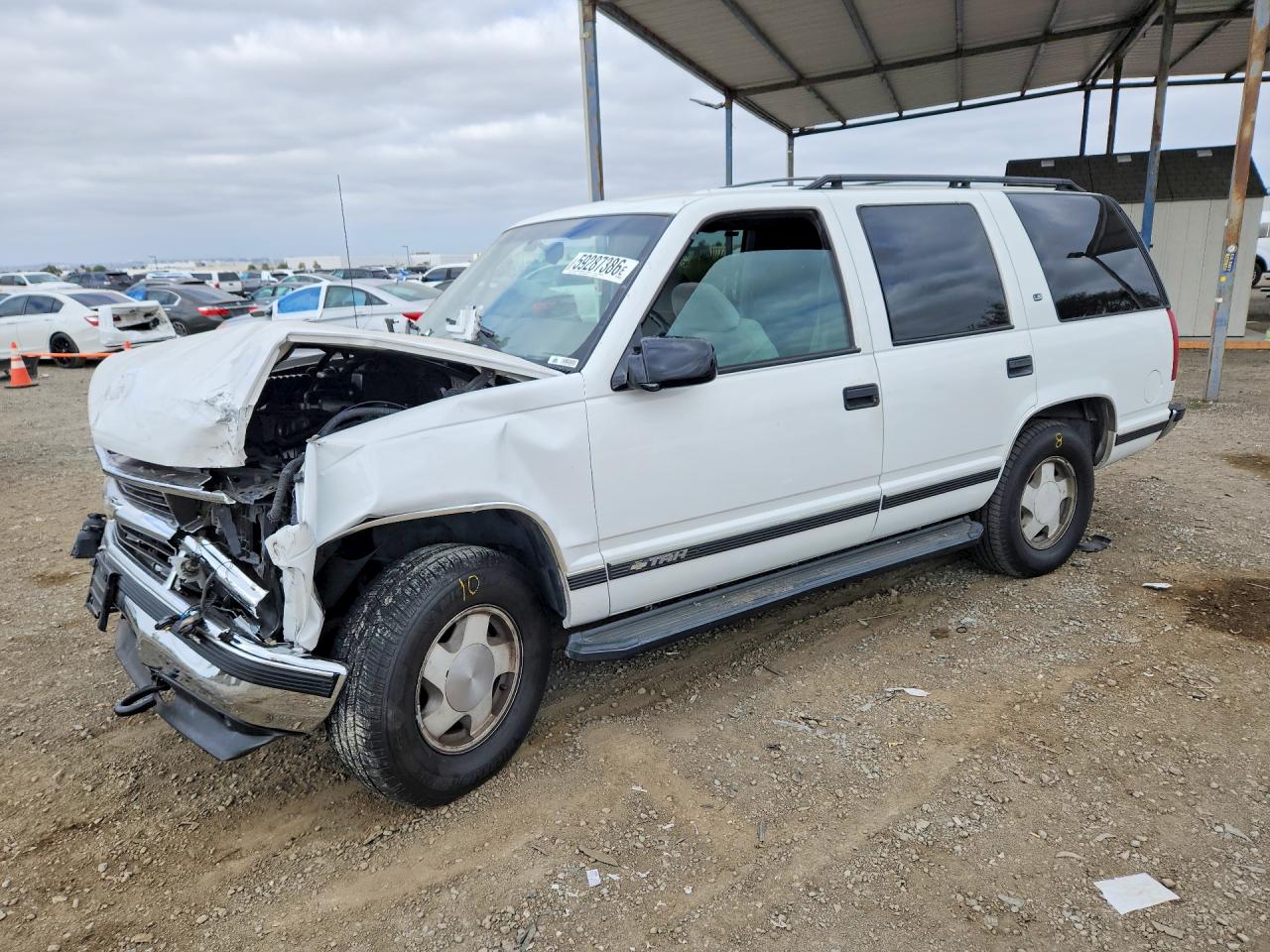 1999 Chevrolet Tahoe K1500 White vin: 1GNEK13R8XJ536612