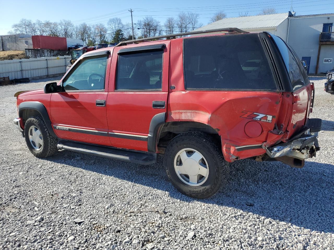 1998 Chevrolet Tahoe K1500 Red vin: 1GNEK13R9WJ338779
