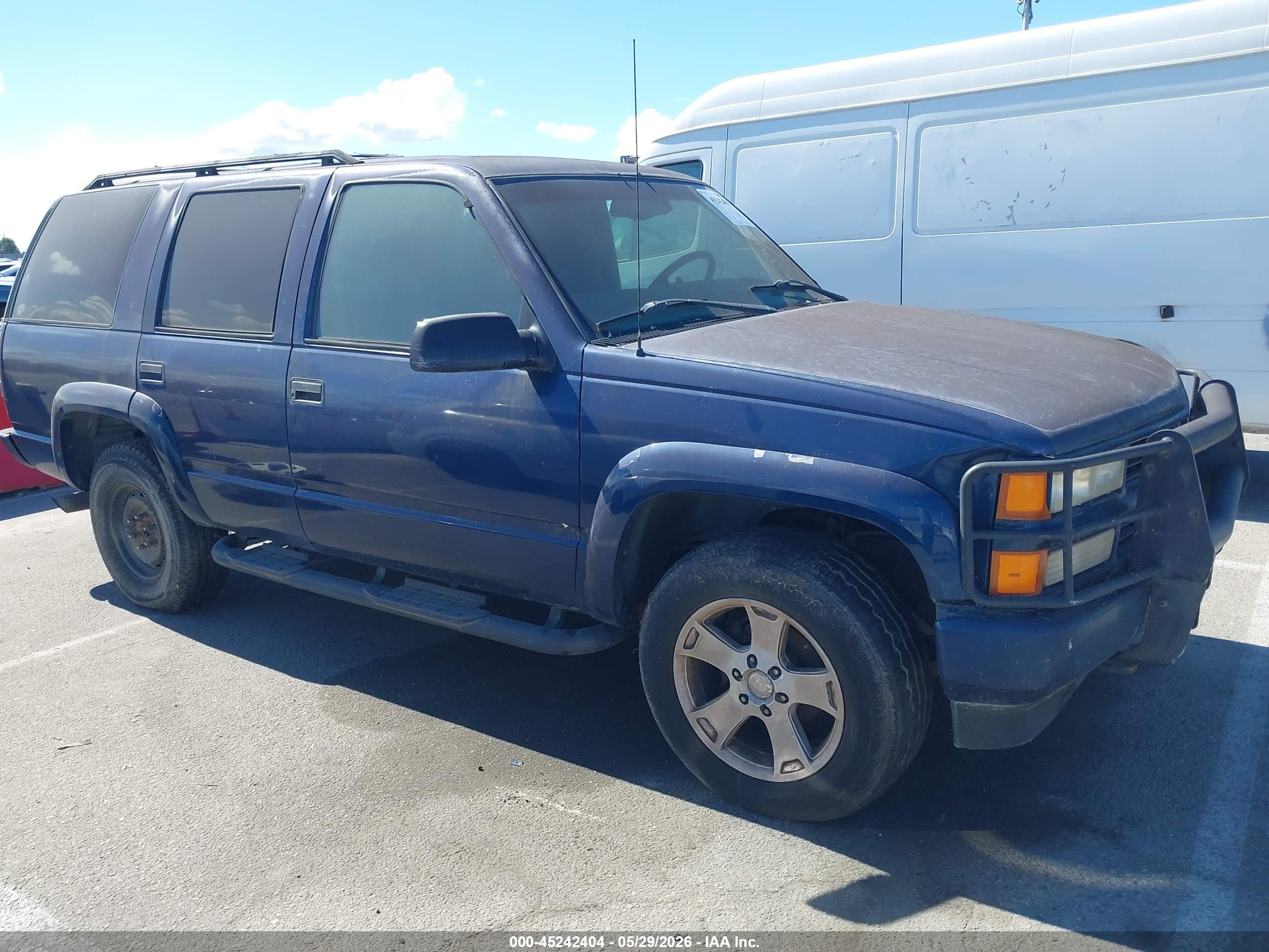 1GNEK13R9YR221031