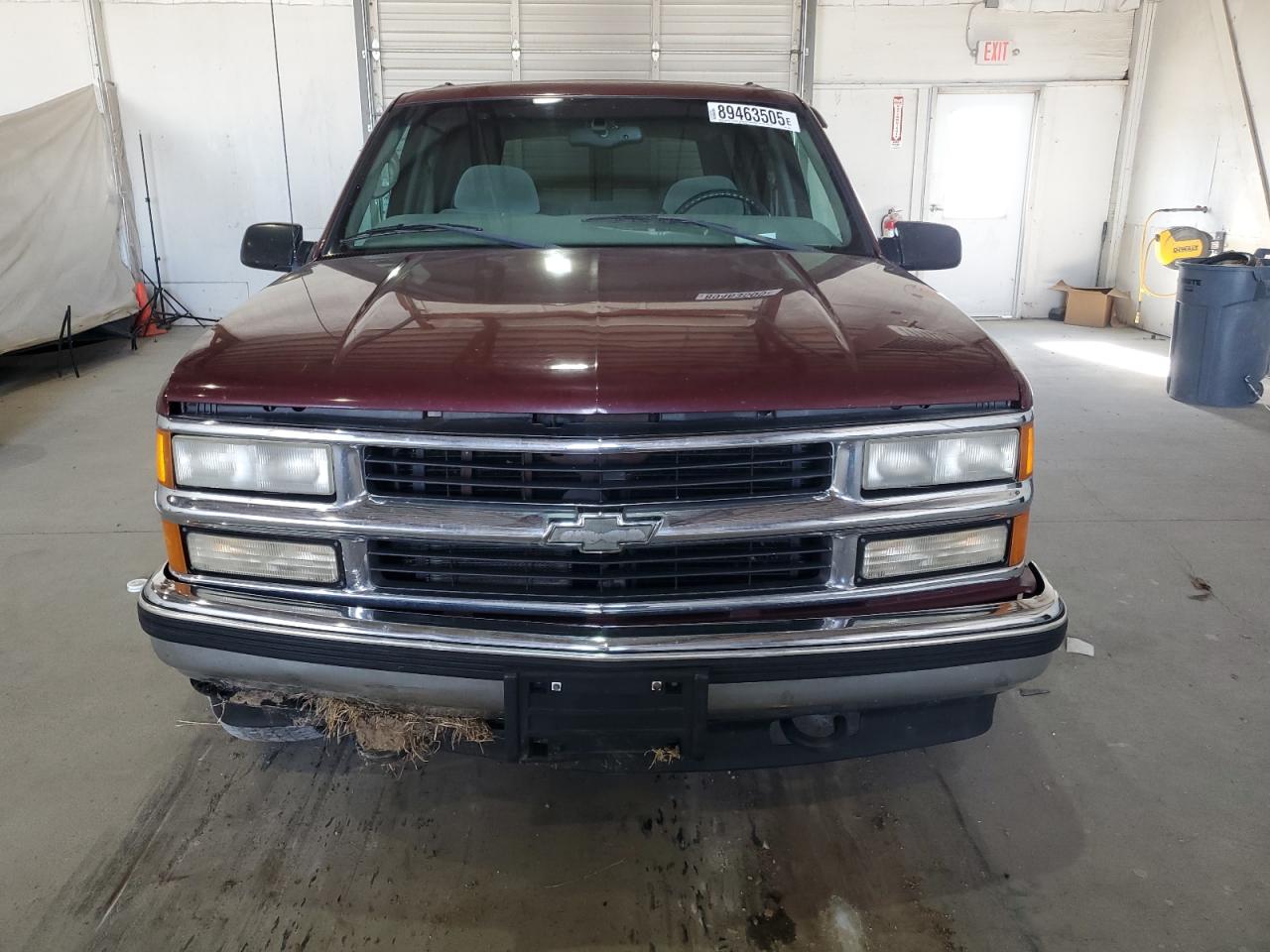 1999 Chevrolet Tahoe K1500 Бордовый vin: 1GNEK13RXXJ565075