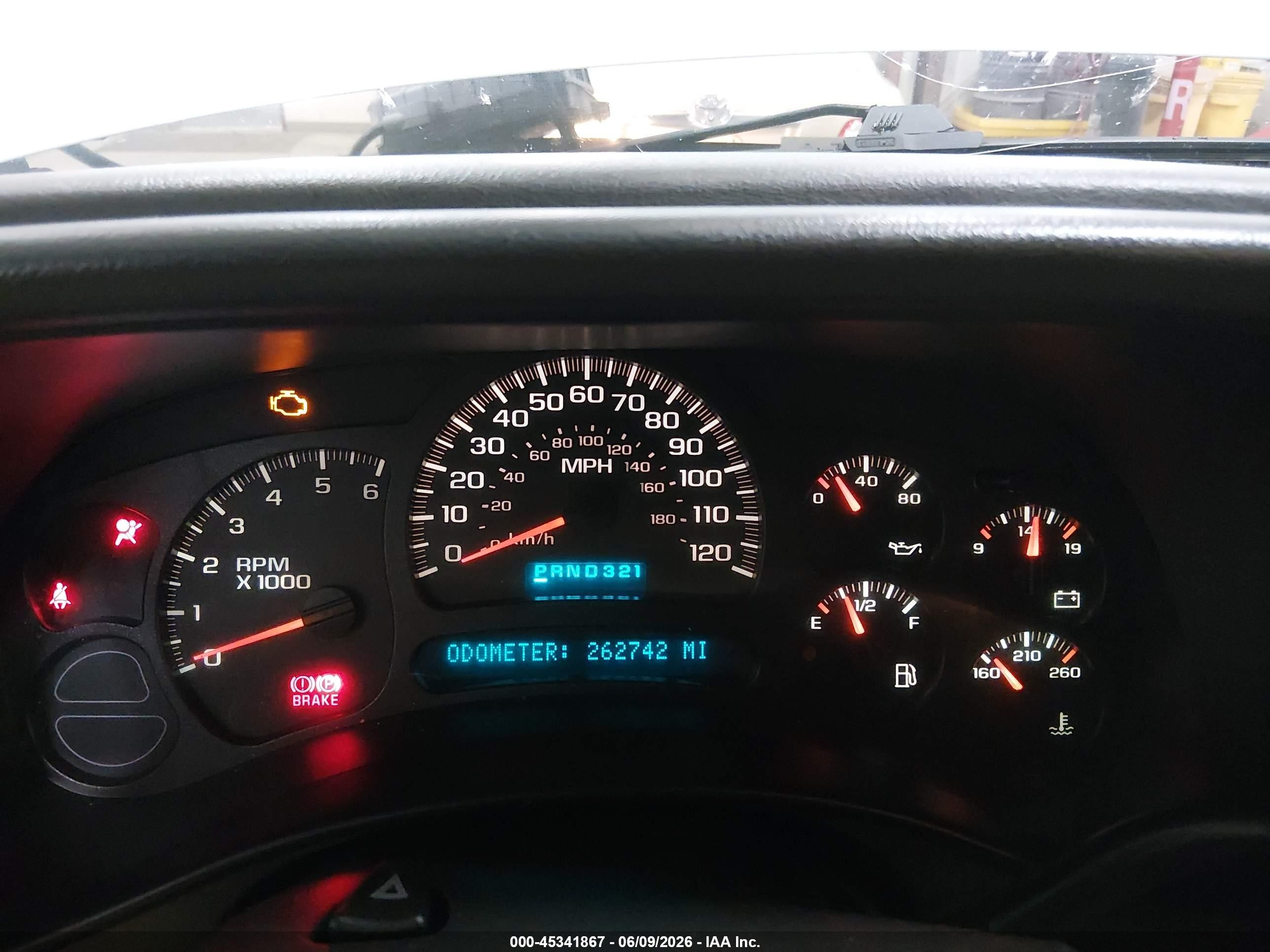 2005 Chevrolet Tahoe Lt White vin: 1GNEK13T05J220680